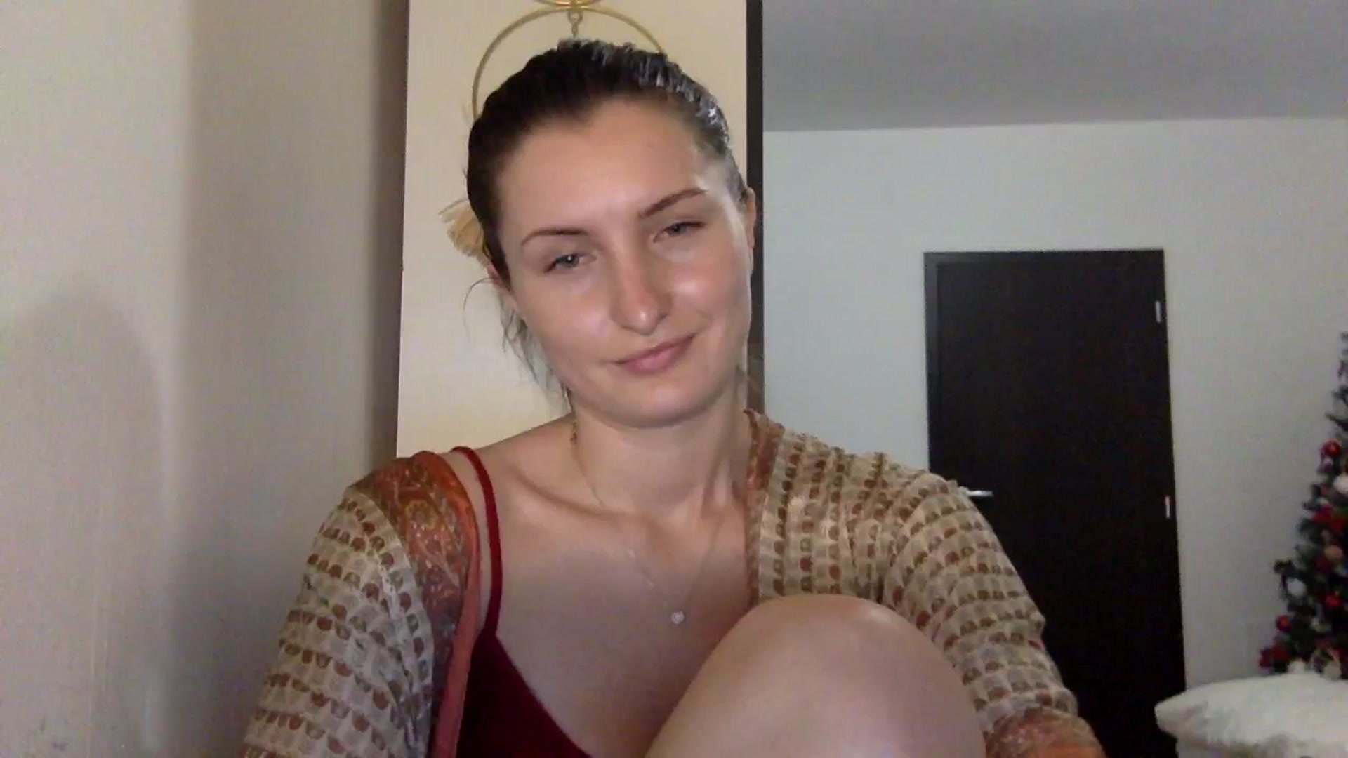 Gallery image thumbnail from EmilyRosier's myfreecams stream on, 11/21/2023, 22:12 image 1 of 20