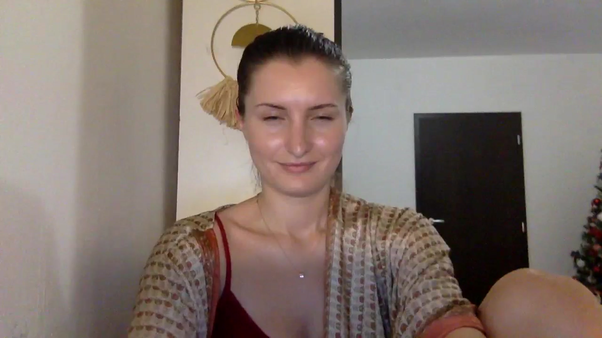 Gallery image thumbnail from EmilyRosier's myfreecams stream on, 11/21/2023, 22:12 image 15 of 20