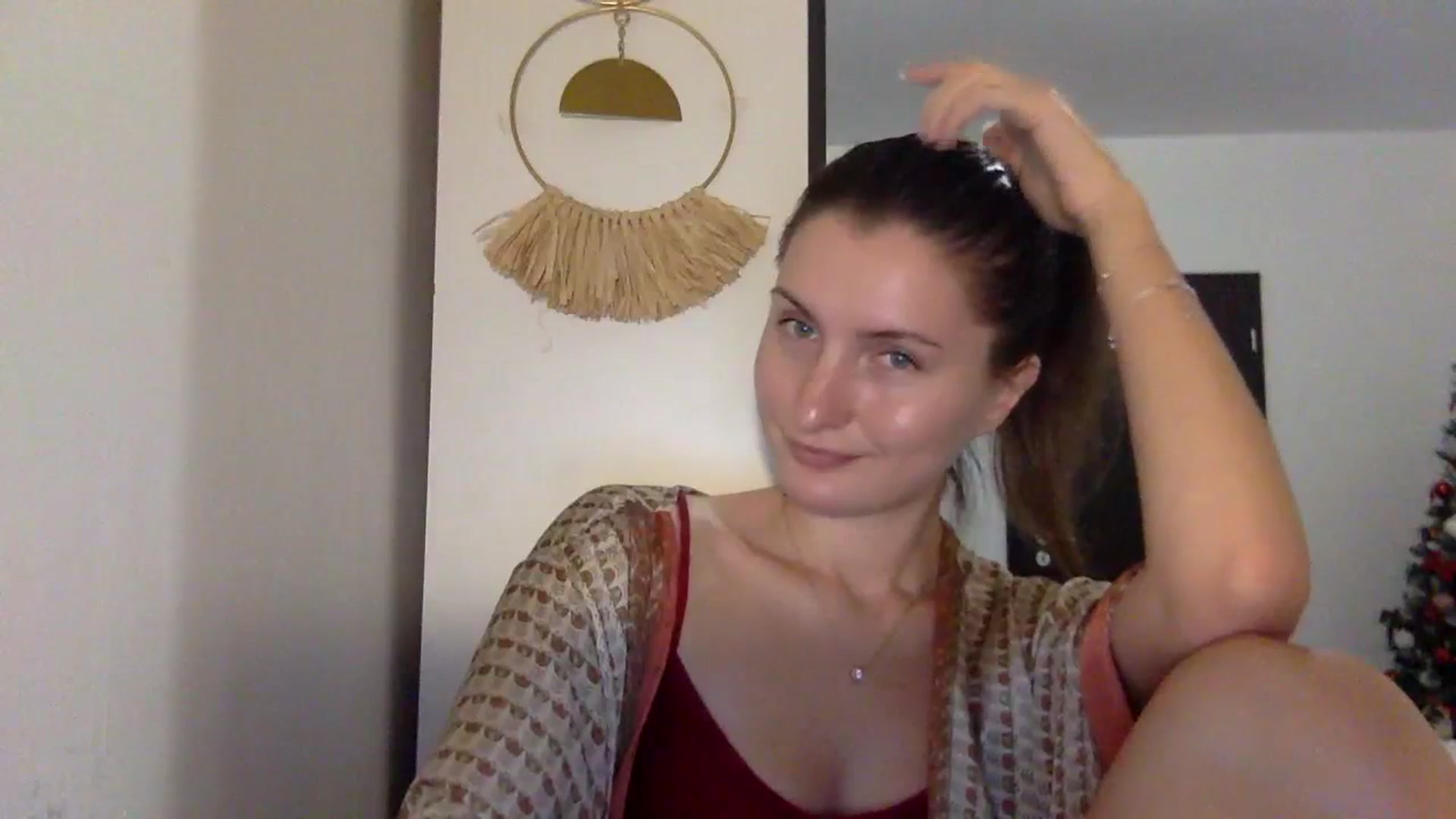 Gallery image thumbnail from EmilyRosier's myfreecams stream on, 11/21/2023, 22:12 image 13 of 20