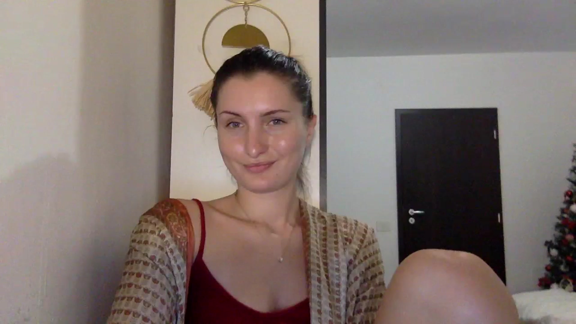 Gallery image thumbnail from EmilyRosier's myfreecams stream on, 11/21/2023, 22:12 image 4 of 20