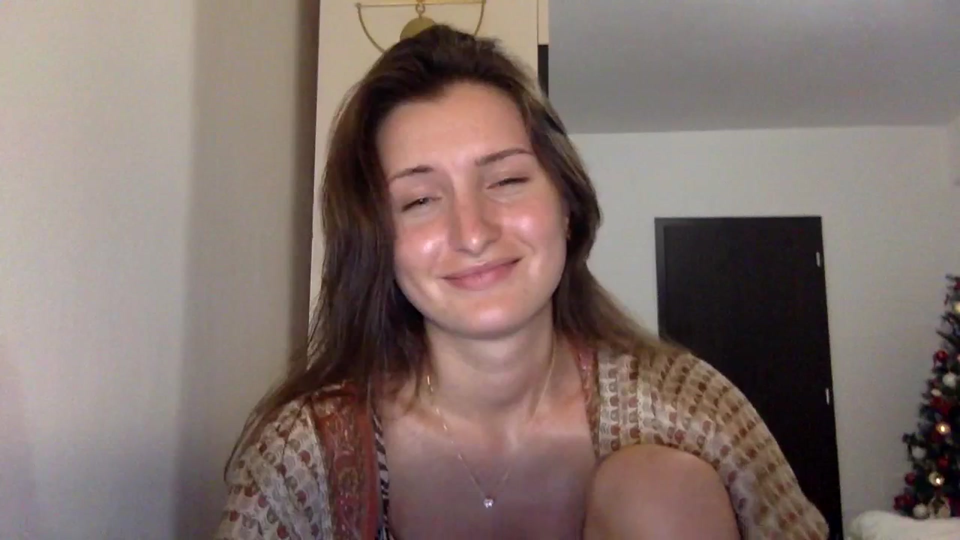Gallery image thumbnail from EmilyRosier's myfreecams stream on, 11/23/2023, 24:30 image 18 of 20