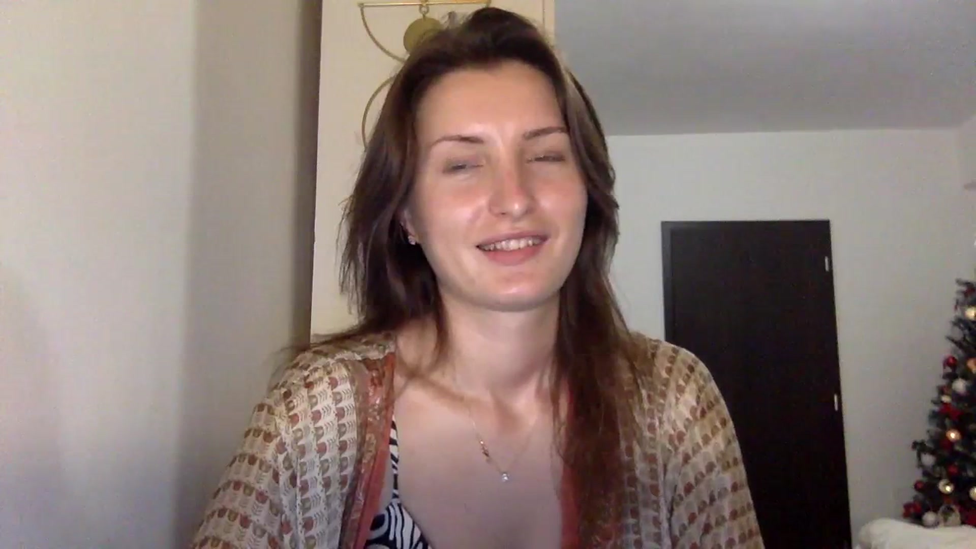 Gallery image thumbnail from EmilyRosier's myfreecams stream on, 11/23/2023, 24:30 image 2 of 20