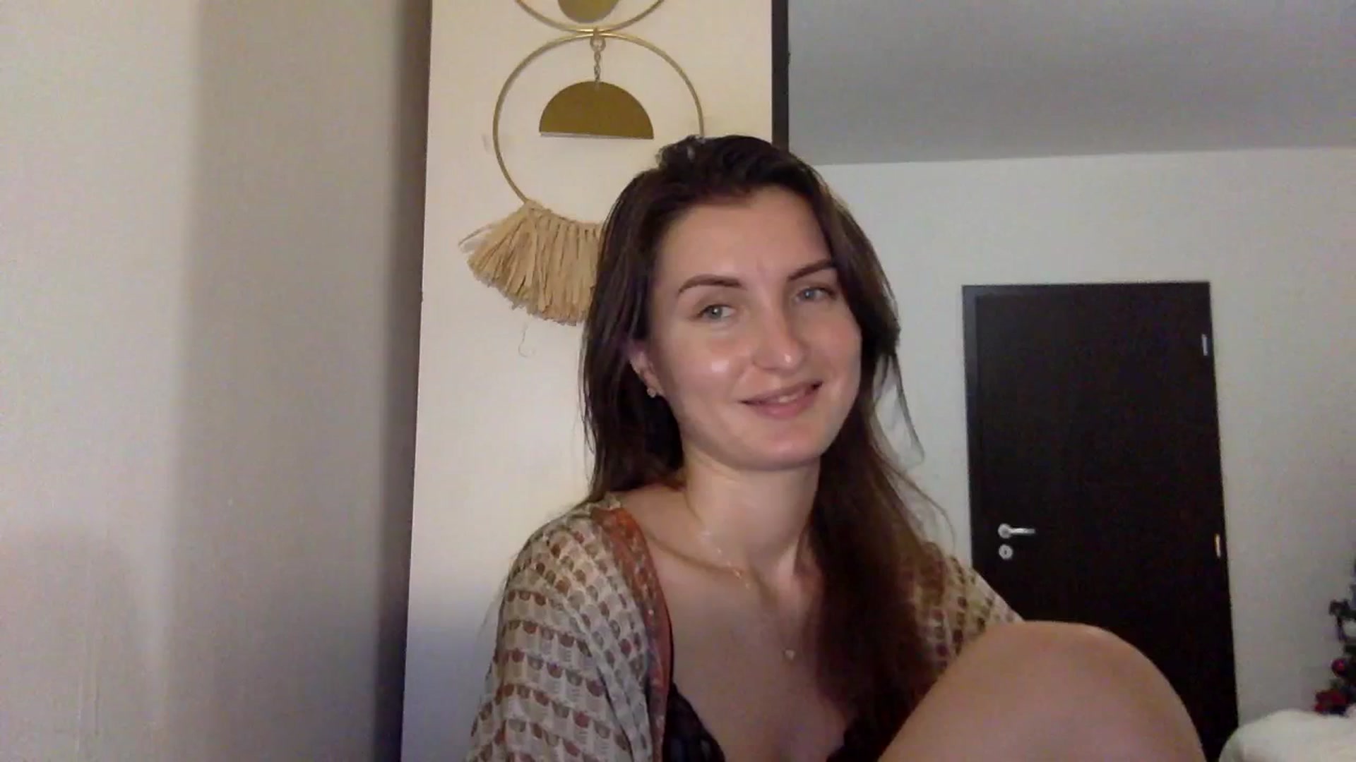 Gallery image thumbnail from EmilyRosier's myfreecams stream on, 11/23/2023, 22:59 image 9 of 20