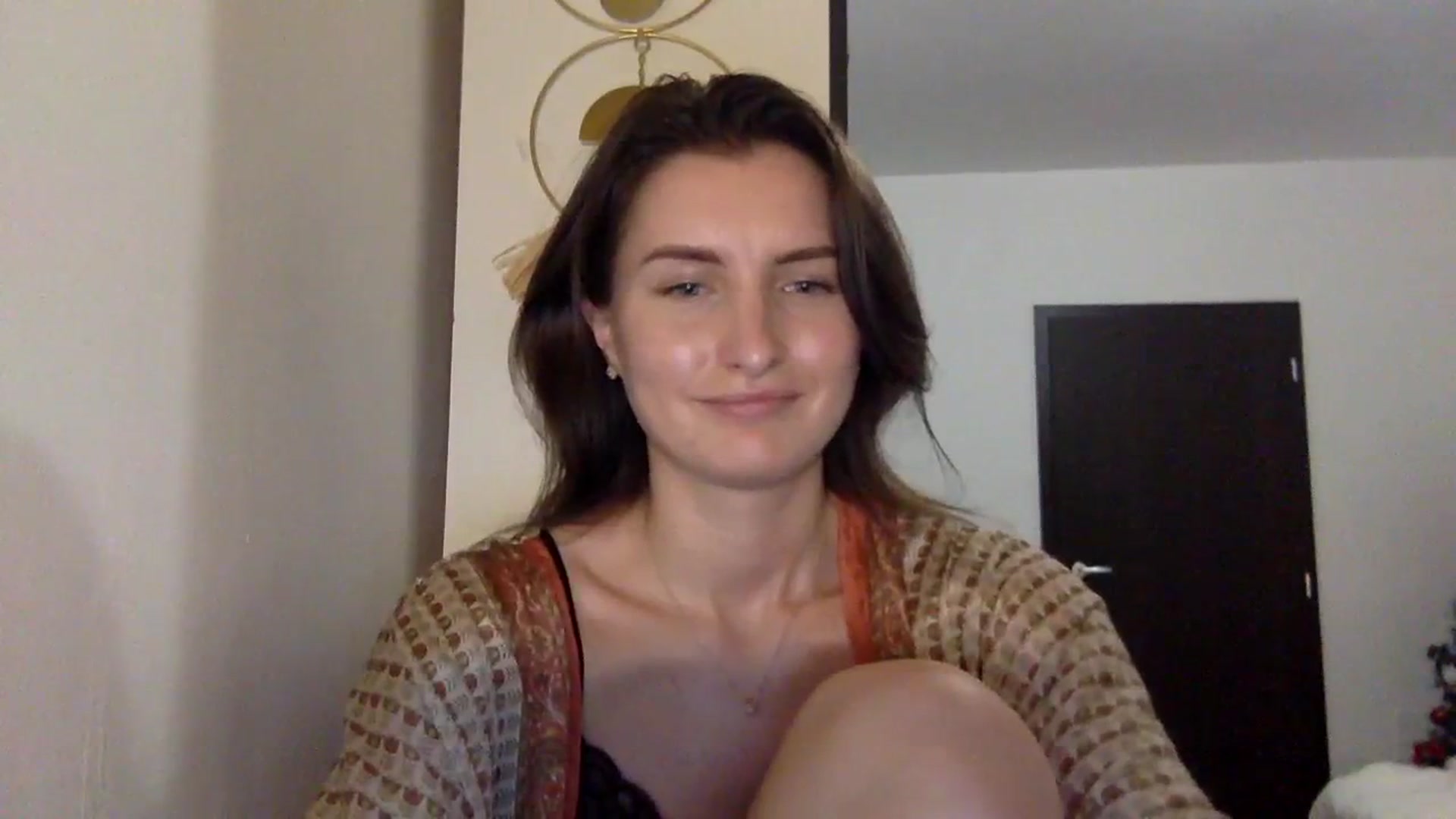 Gallery image thumbnail from EmilyRosier's myfreecams stream on, 11/23/2023, 22:59 image 15 of 20