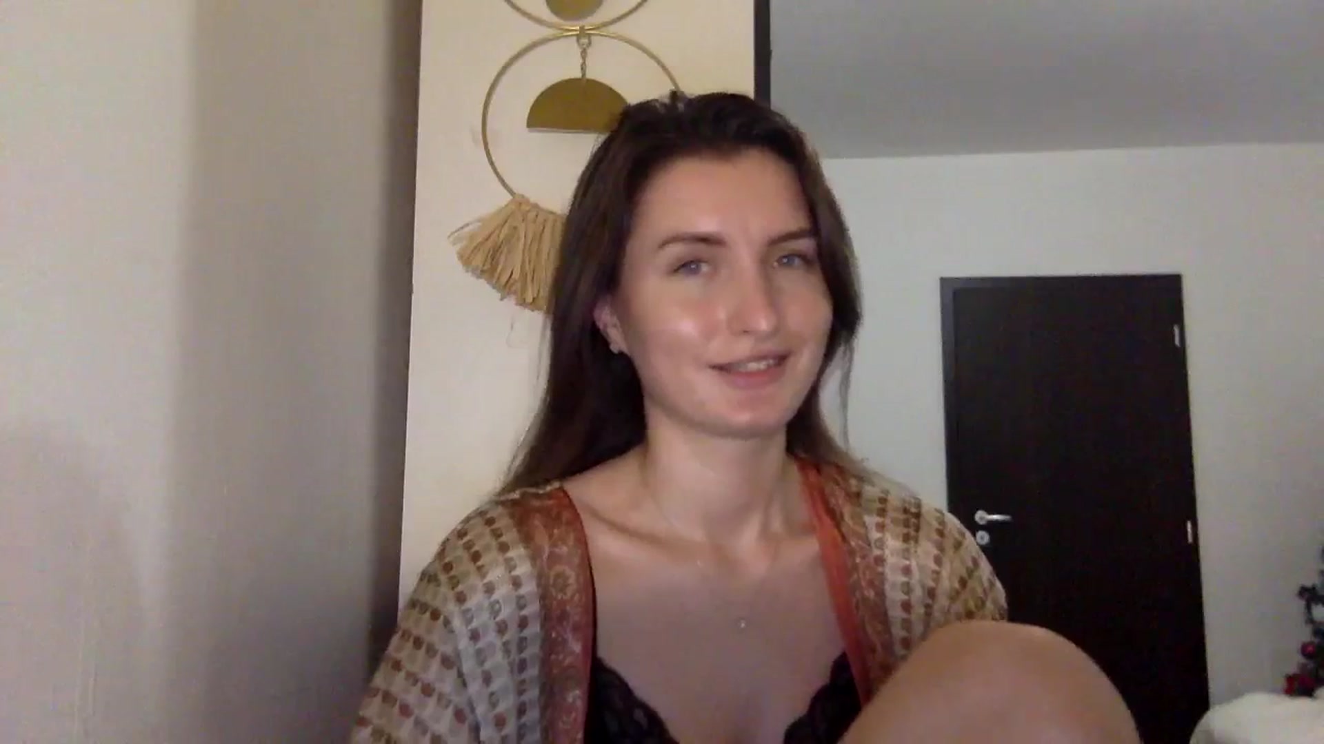 Gallery image thumbnail from EmilyRosier's myfreecams stream on, 11/23/2023, 22:59 image 12 of 20