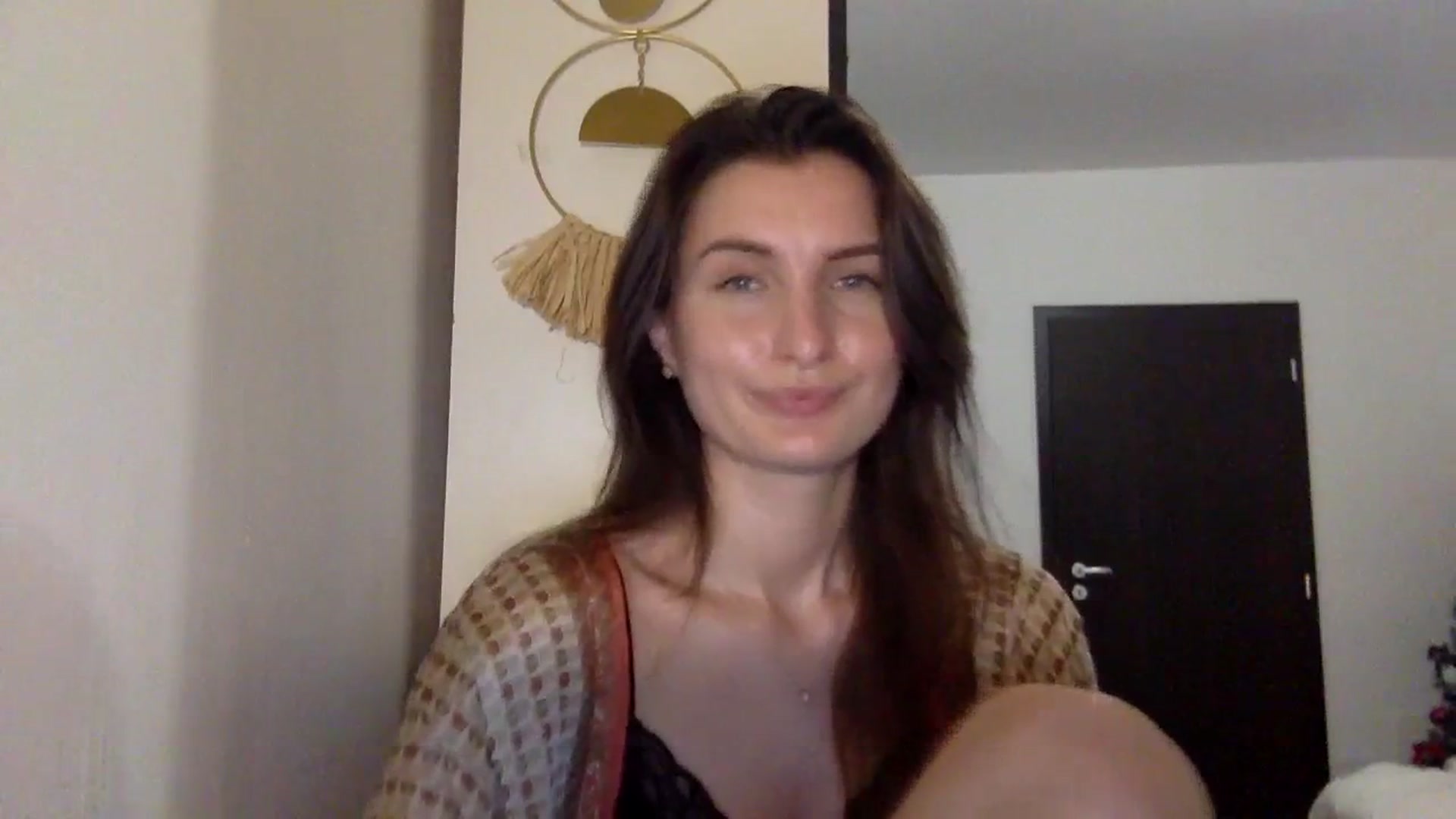 Gallery image thumbnail from EmilyRosier's myfreecams stream on, 11/23/2023, 22:59 image 3 of 20