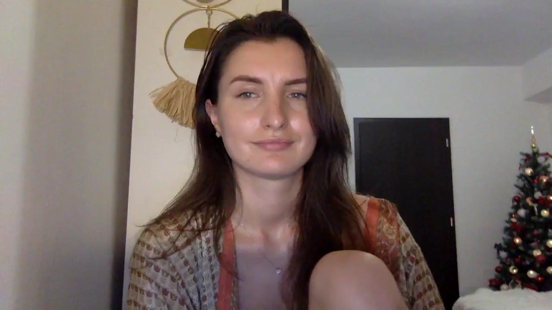 Gallery image thumbnail from EmilyRosier's myfreecams stream on, 11/23/2023, 23:56 image 17 of 20