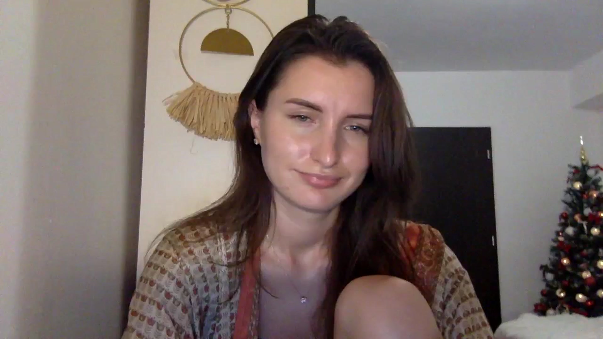 Gallery image thumbnail from EmilyRosier's myfreecams stream on, 11/23/2023, 23:56 image 18 of 20