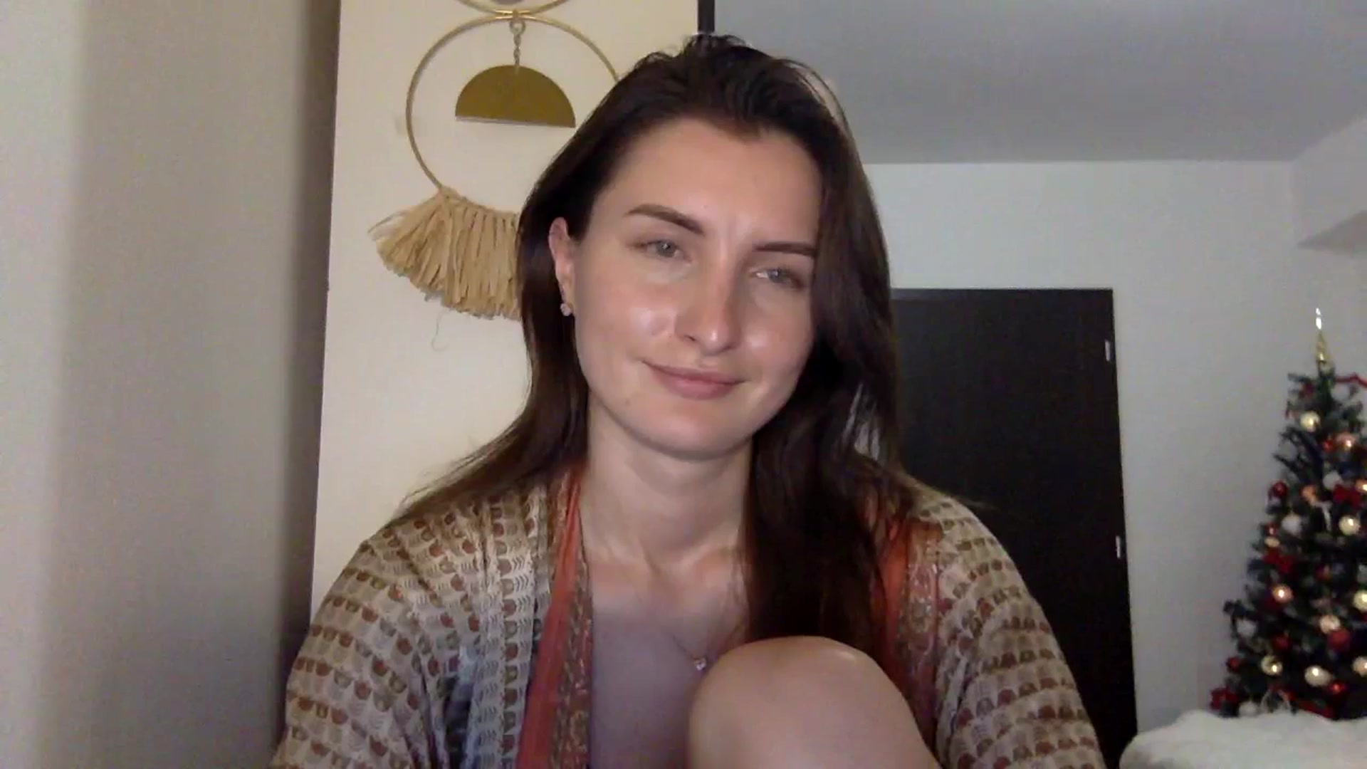 Gallery image thumbnail from EmilyRosier's myfreecams stream on, 11/23/2023, 23:56 image 6 of 20