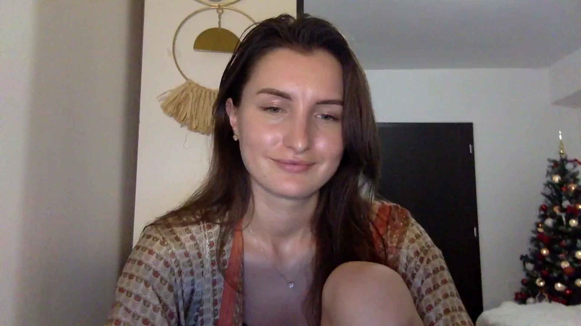 Gallery image thumbnail from EmilyRosier's myfreecams stream on, 11/23/2023, 23:56 image 16 of 20