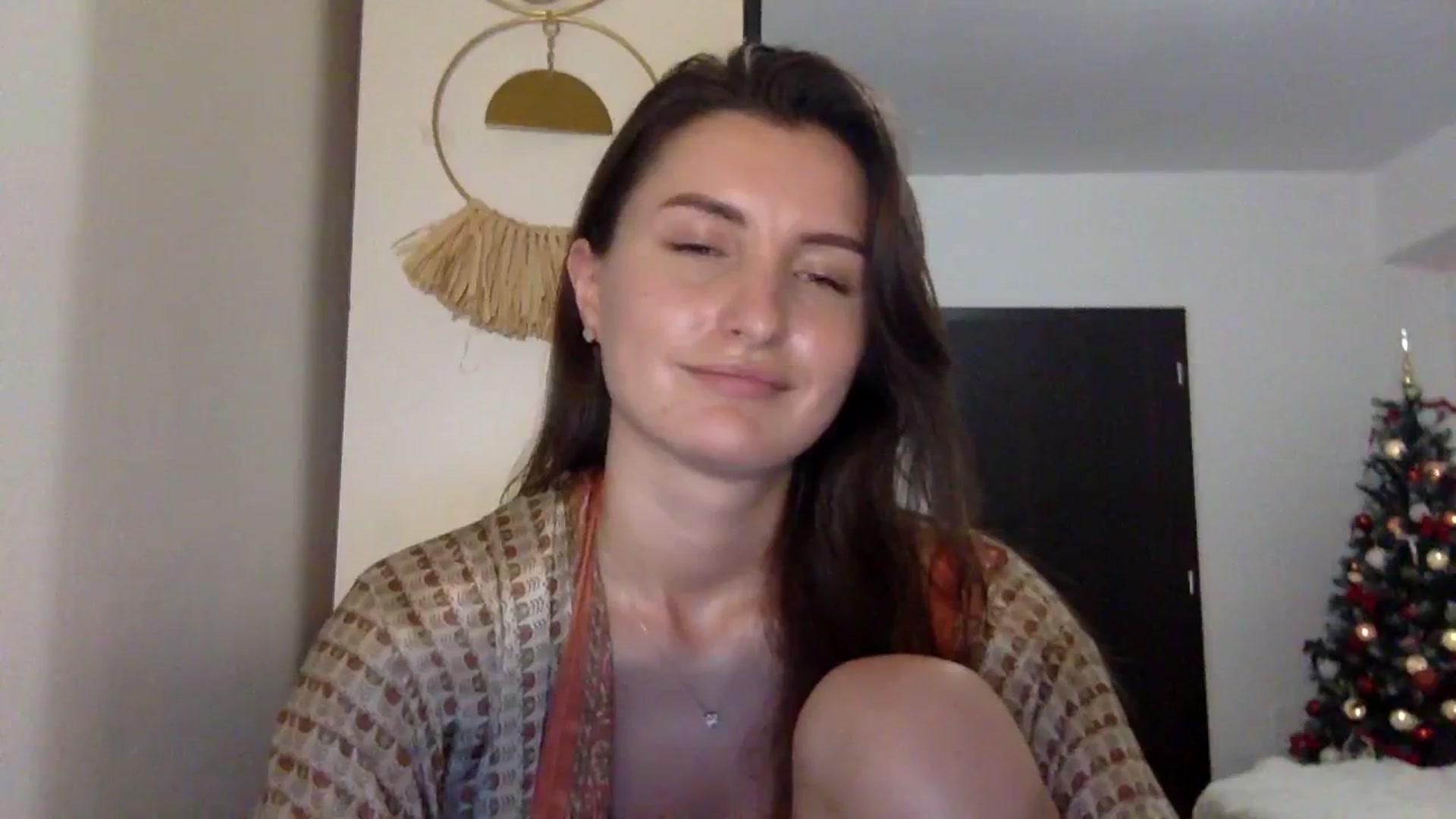 Gallery image thumbnail from EmilyRosier's myfreecams stream on, 11/23/2023, 23:56 image 11 of 20