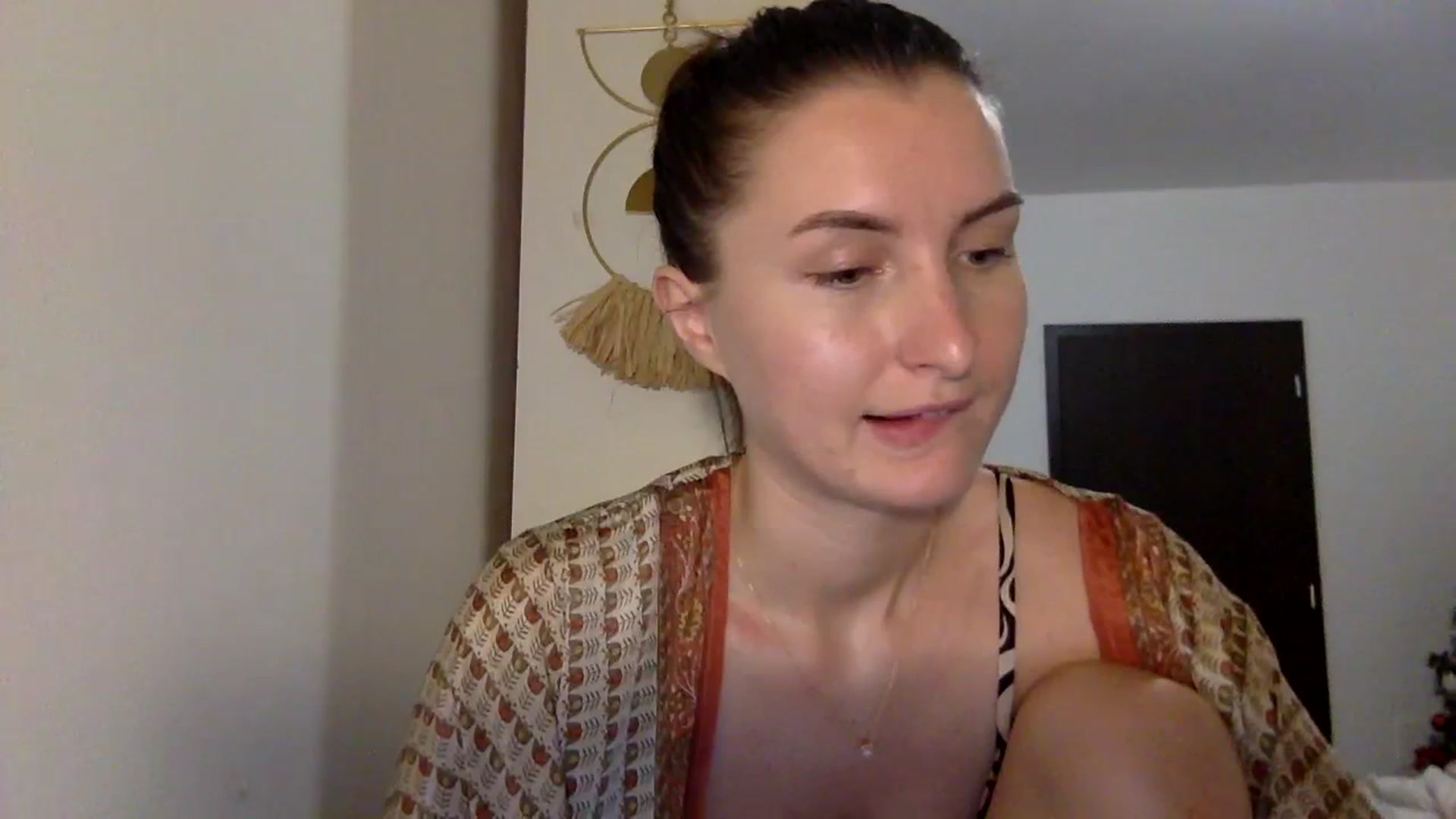 Gallery image thumbnail from EmilyRosier's myfreecams stream on, 11/27/2023, 22:12 image 19 of 20