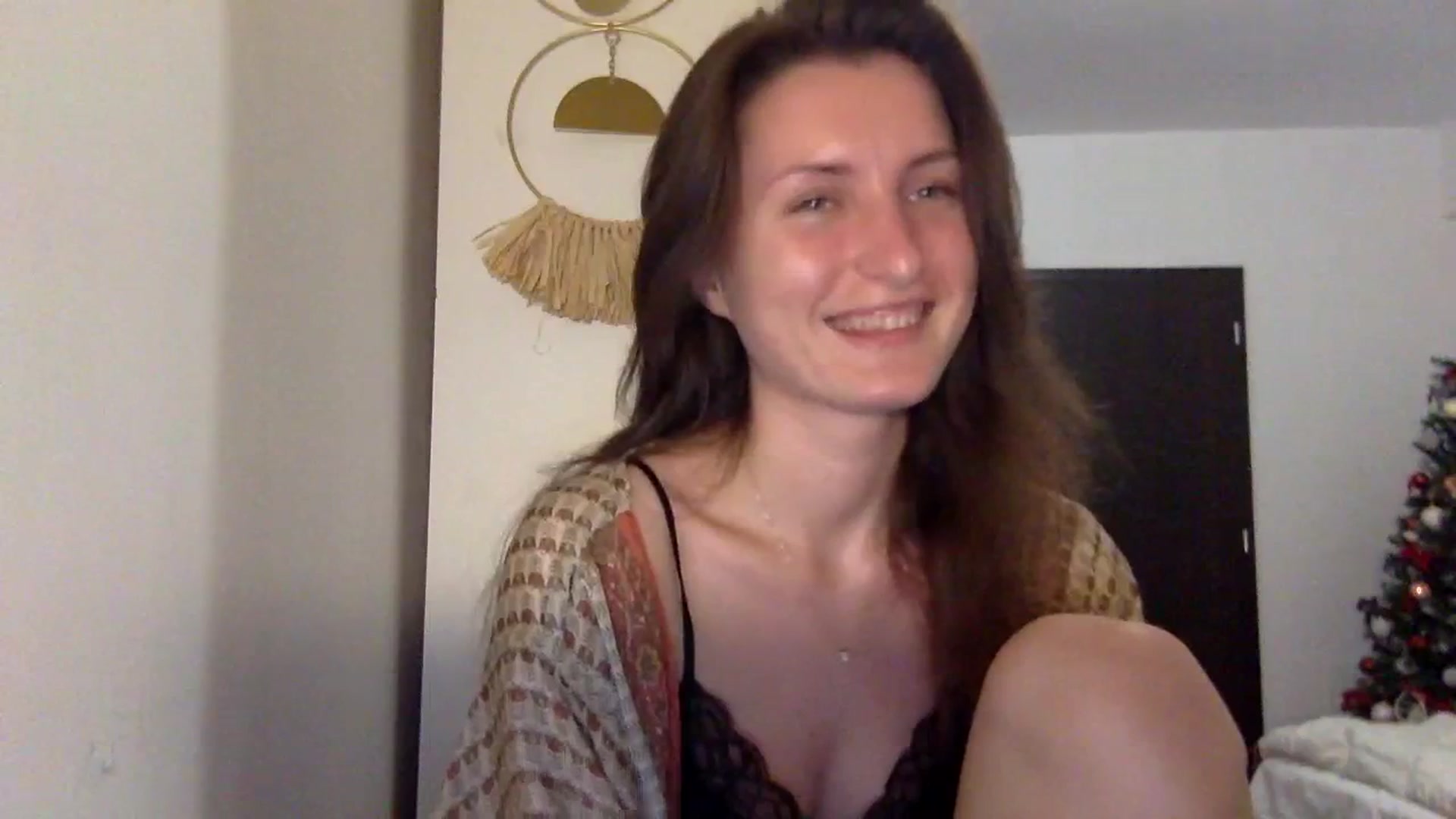 Gallery image thumbnail from EmilyRosier's myfreecams stream on, 11/28/2023, 22:21 image 11 of 20