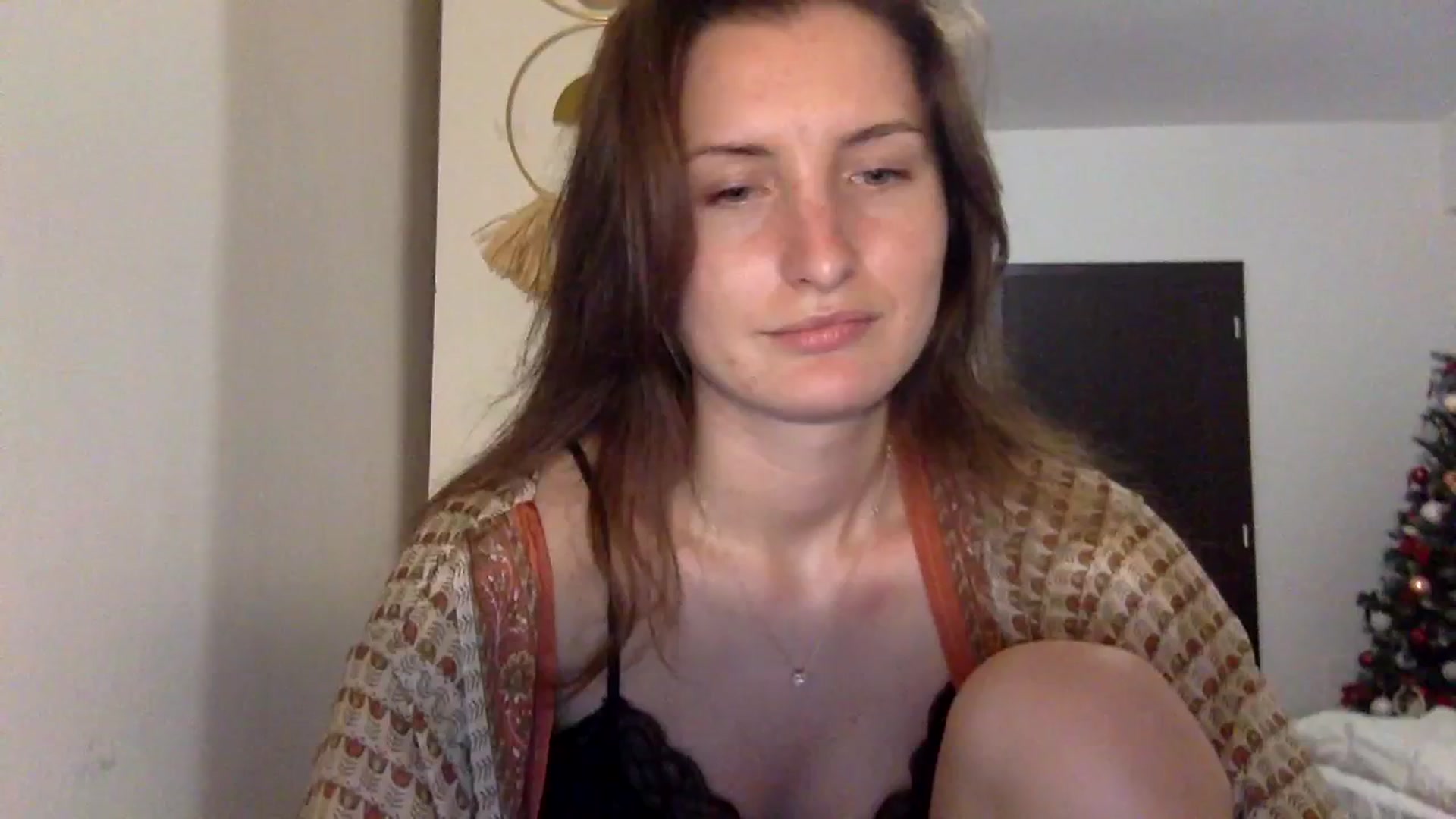 Gallery image thumbnail from EmilyRosier's myfreecams stream on, 11/28/2023, 22:21 image 9 of 20