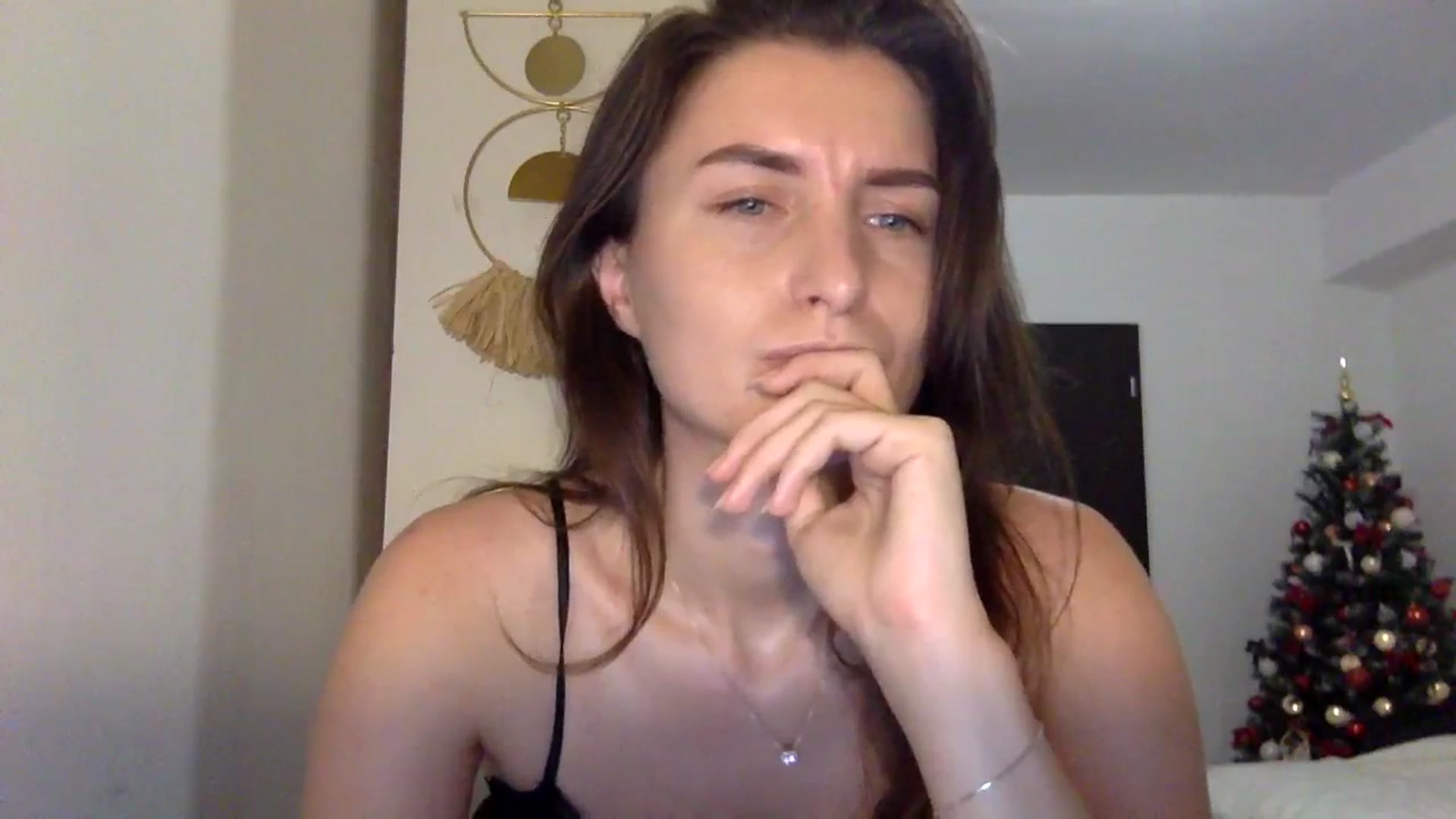Gallery image thumbnail from EmilyRosier's myfreecams stream on, 12/01/2023, 22:21 image 8 of 20