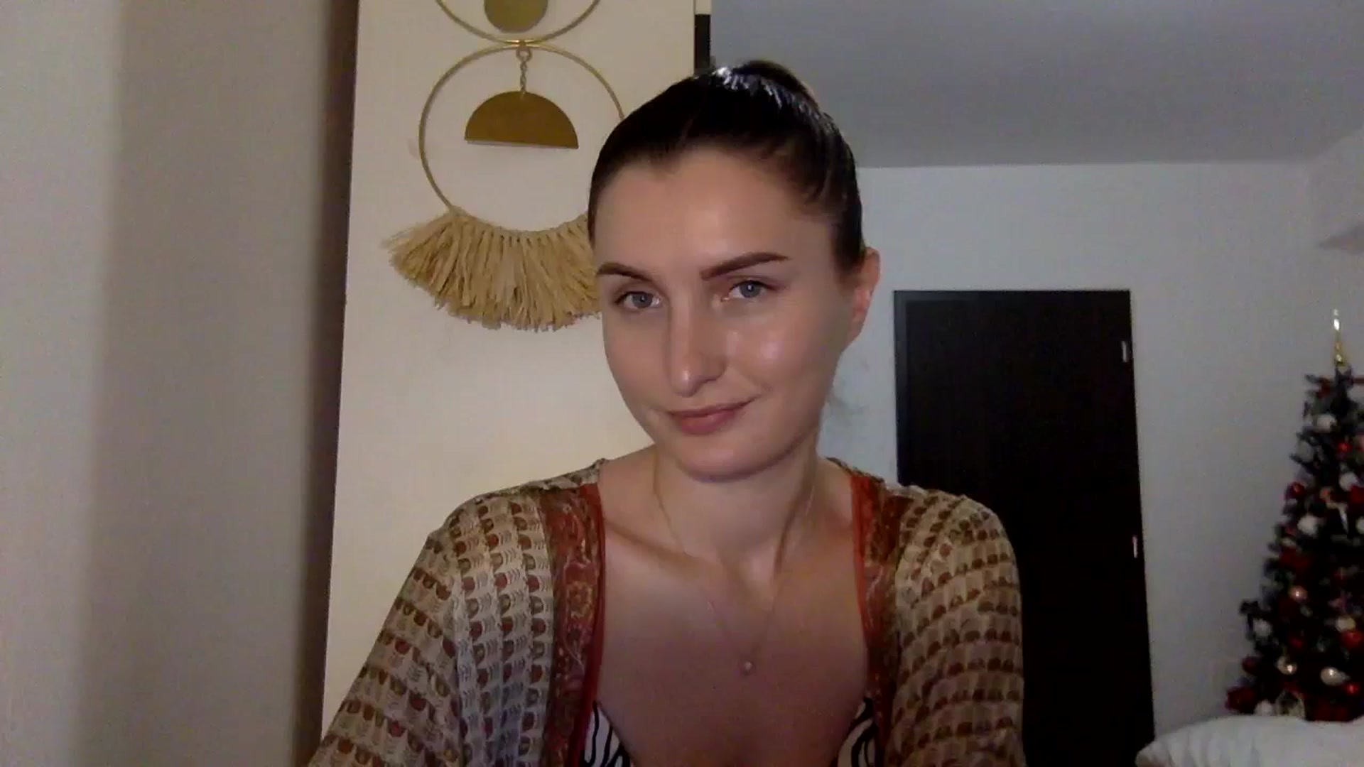 Gallery image thumbnail from EmilyRosier's myfreecams stream on, 12/04/2023, 22:35 image 20 of 20