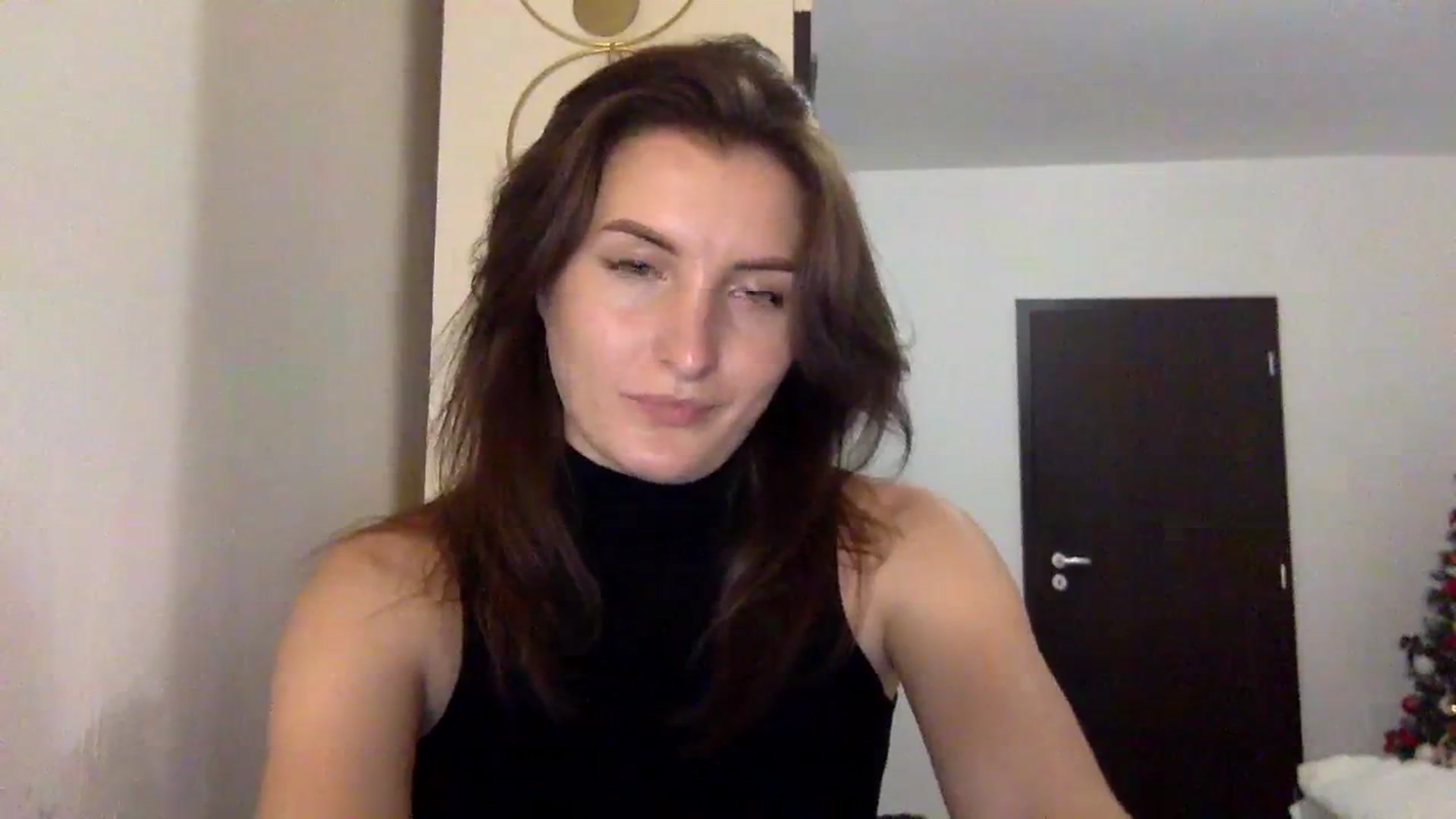 Gallery image thumbnail from EmilyRosier's myfreecams stream on, 12/05/2023, 21:57 image 5 of 20