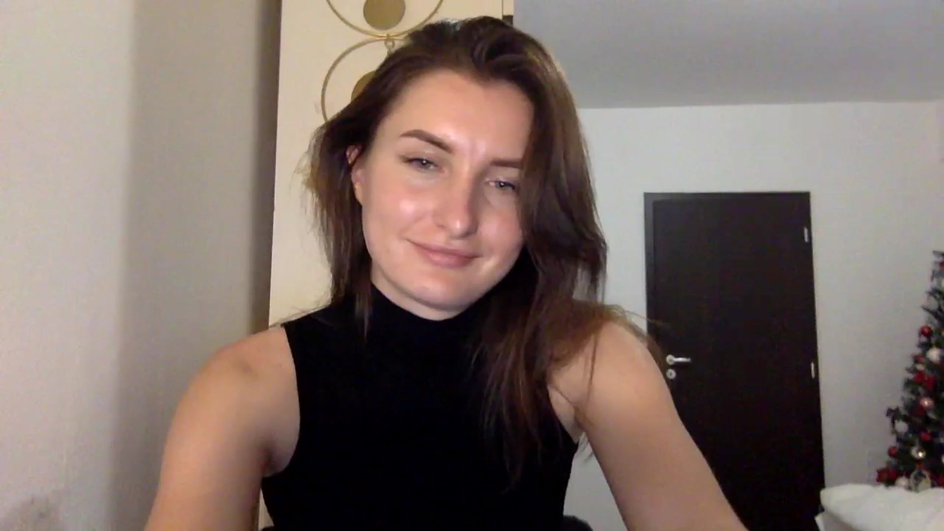 Gallery image thumbnail from EmilyRosier's myfreecams stream on, 12/05/2023, 23:20 image 9 of 20