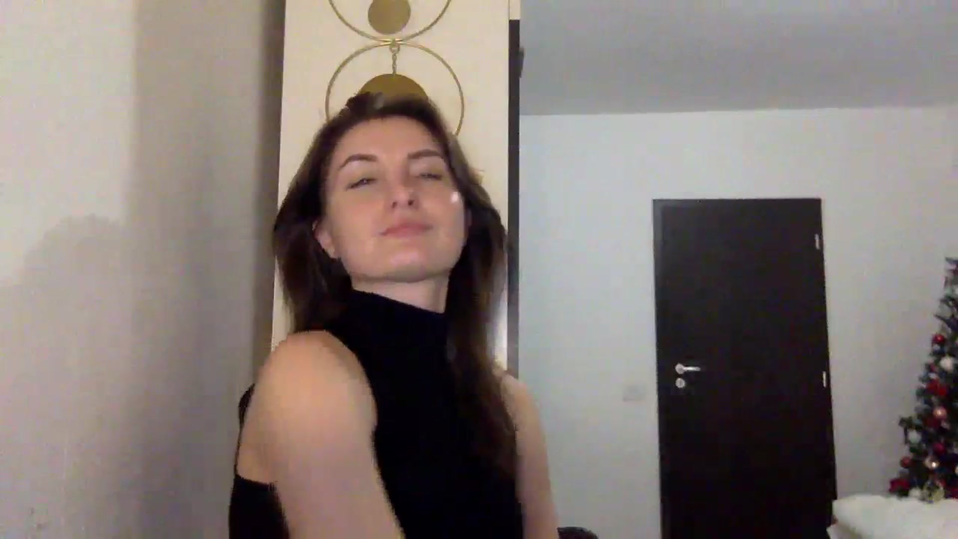 Gallery image thumbnail from EmilyRosier's myfreecams stream on, 12/05/2023, 23:20 image 19 of 20