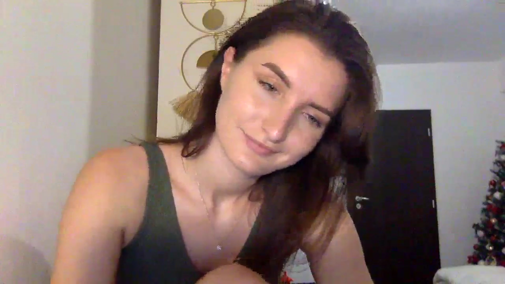 Gallery image thumbnail from EmilyRosier's myfreecams stream on, 12/06/2023, 19:38 image 8 of 20