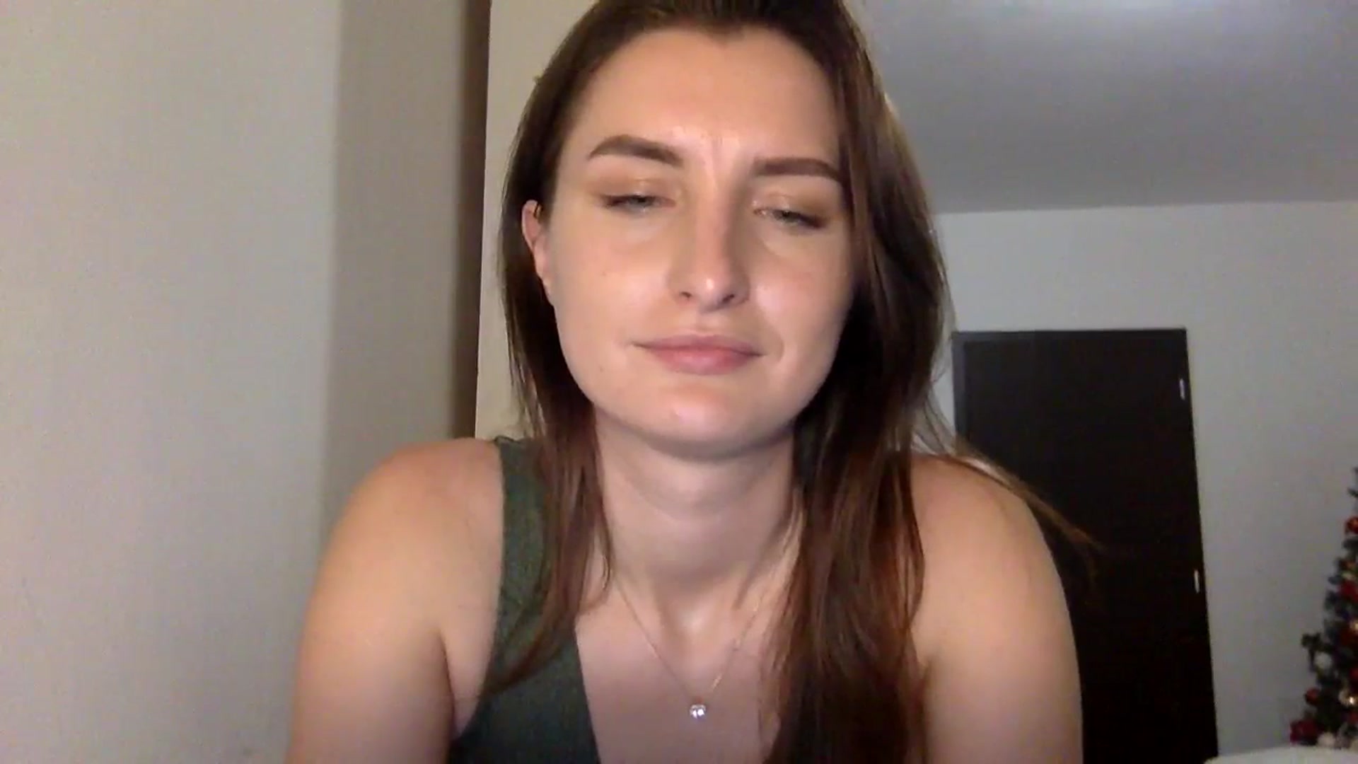Gallery image thumbnail from EmilyRosier's myfreecams stream on, 12/06/2023, 20:29 image 2 of 20