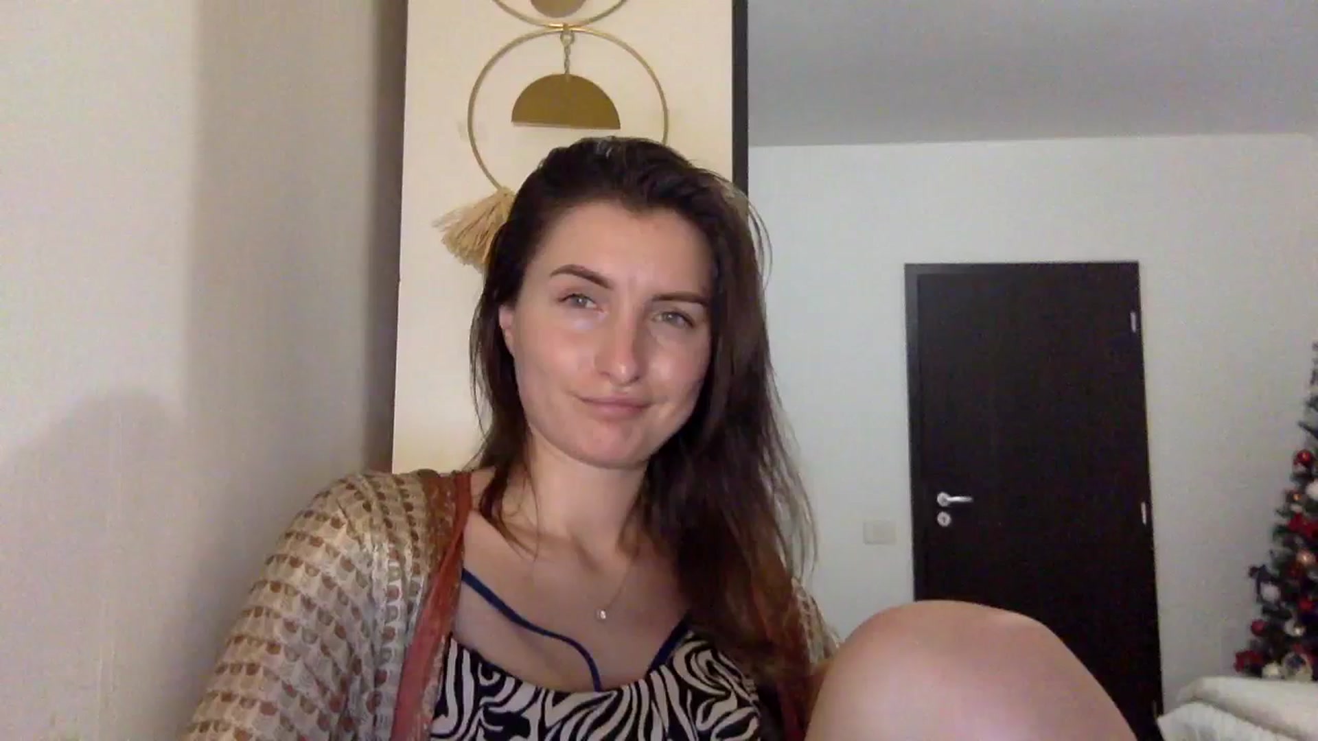 Gallery image thumbnail from EmilyRosier's myfreecams stream on, 12/08/2023, 21:23 image 4 of 20