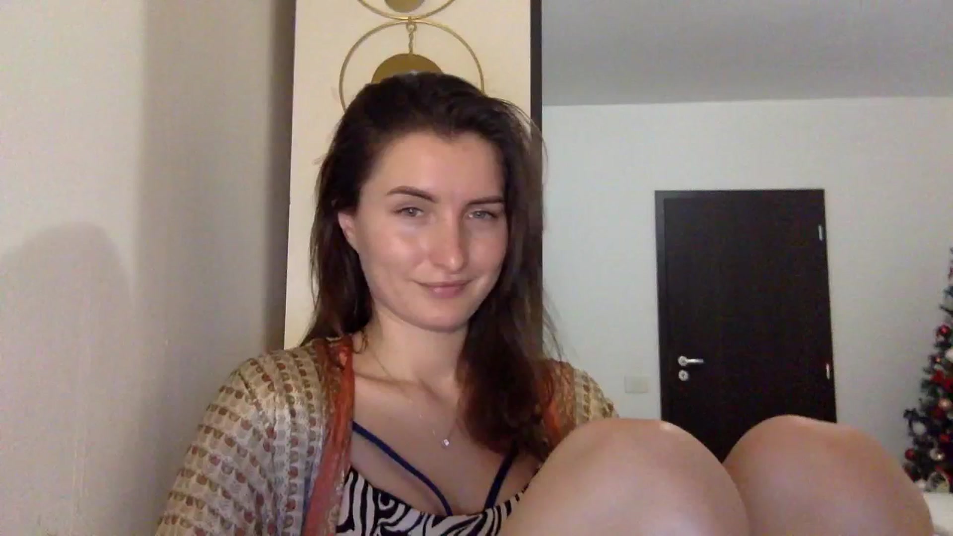 Gallery image thumbnail from EmilyRosier's myfreecams stream on, 12/08/2023, 21:23 image 2 of 20