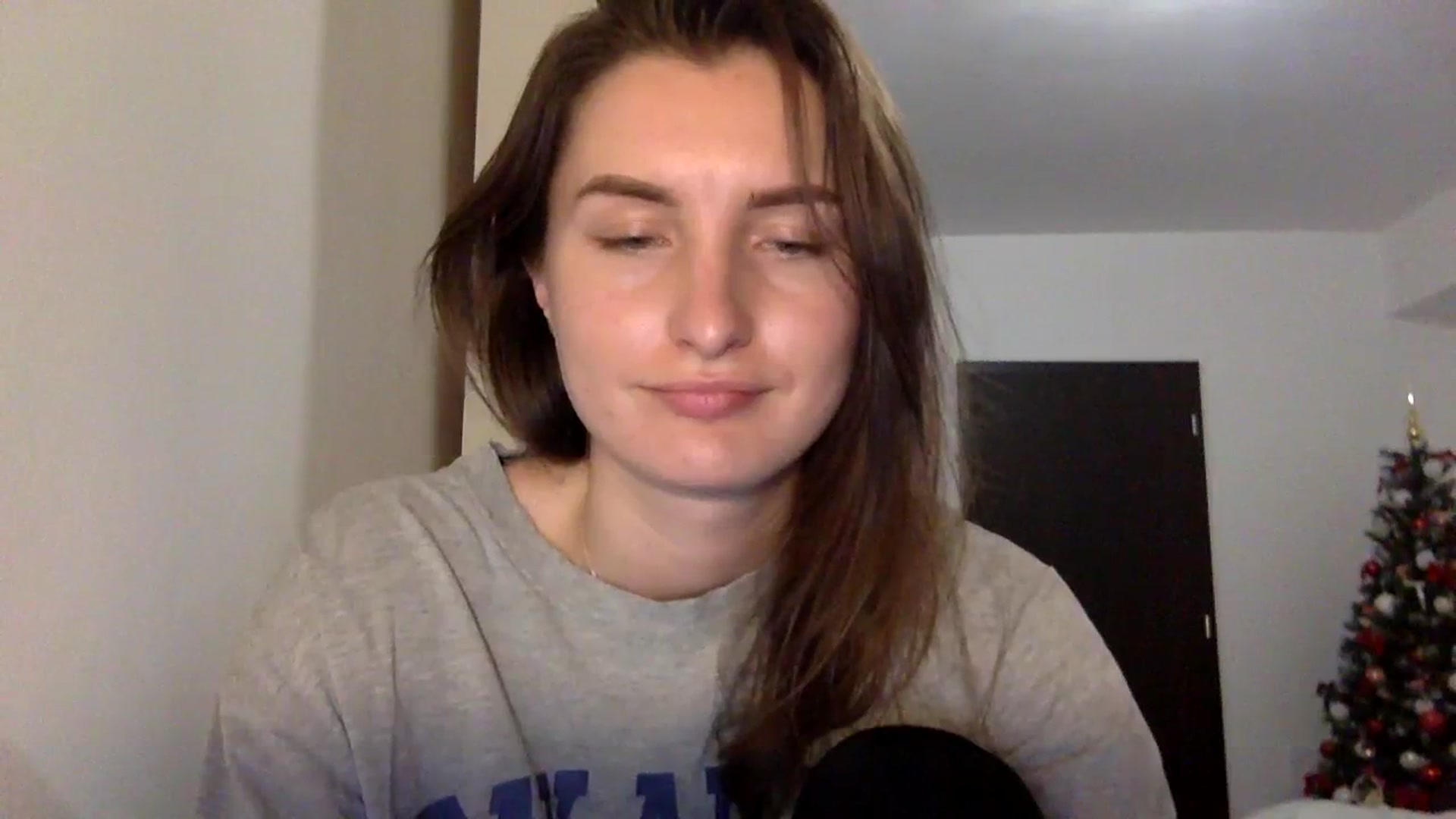 Gallery image thumbnail from EmilyRosier's myfreecams stream on, 12/11/2023, 23:16 image 4 of 20