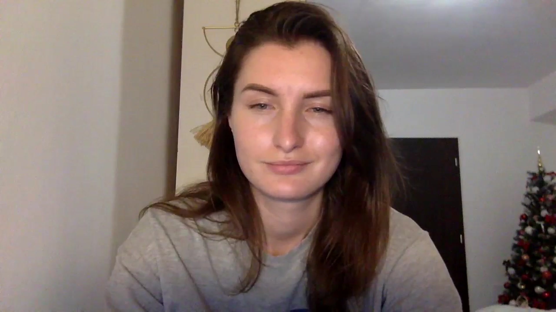 Gallery image thumbnail from EmilyRosier's myfreecams stream on, 12/11/2023, 23:16 image 13 of 20