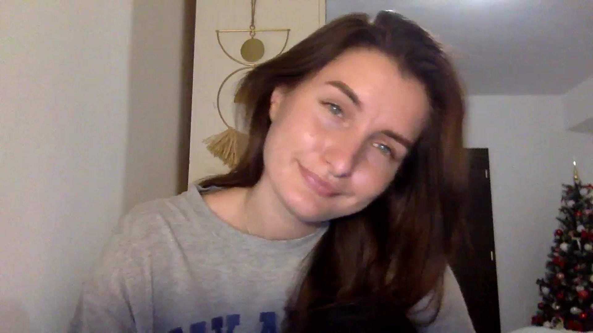 Gallery image thumbnail from EmilyRosier's myfreecams stream on, 12/11/2023, 23:16 image 5 of 20