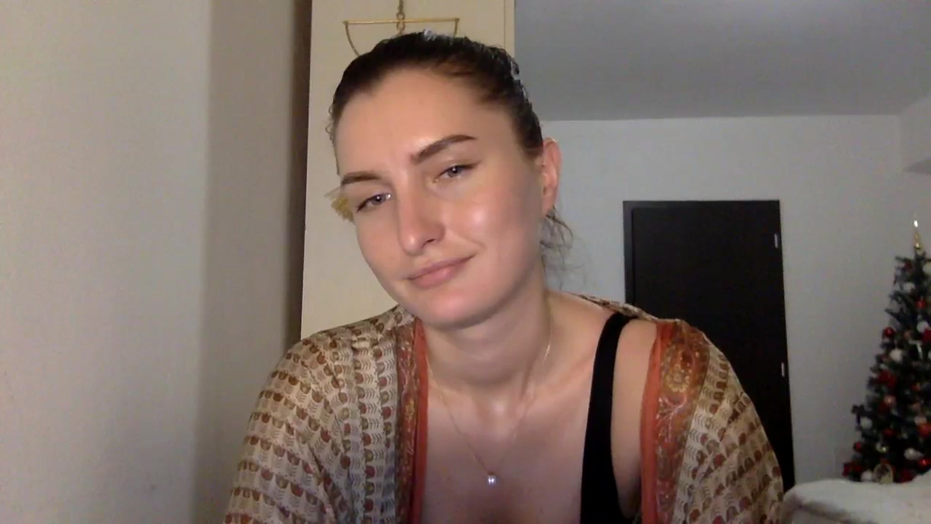 Gallery image thumbnail from EmilyRosier's myfreecams stream on, 12/14/2023, 19:02 image 20 of 20