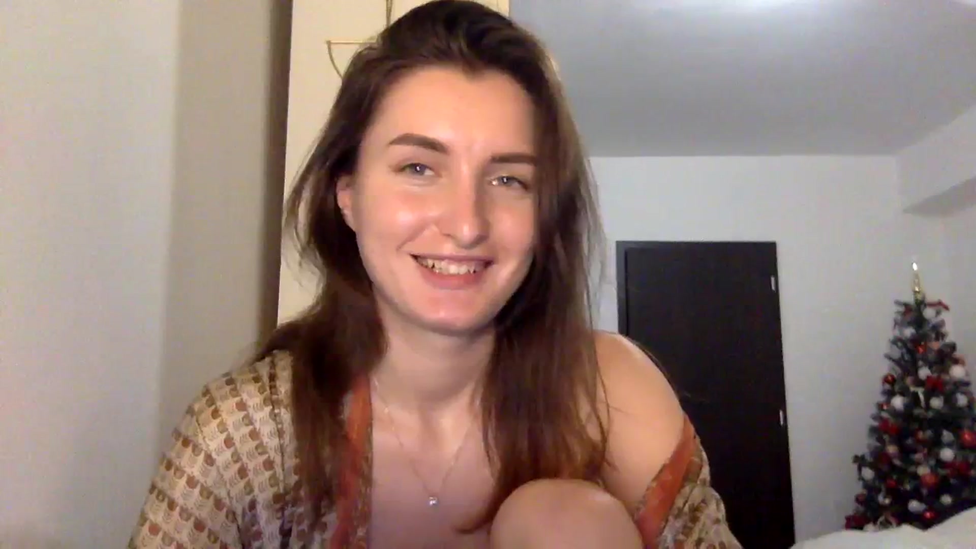Gallery image thumbnail from EmilyRosier's myfreecams stream on, 12/16/2023, 22:03 image 9 of 20