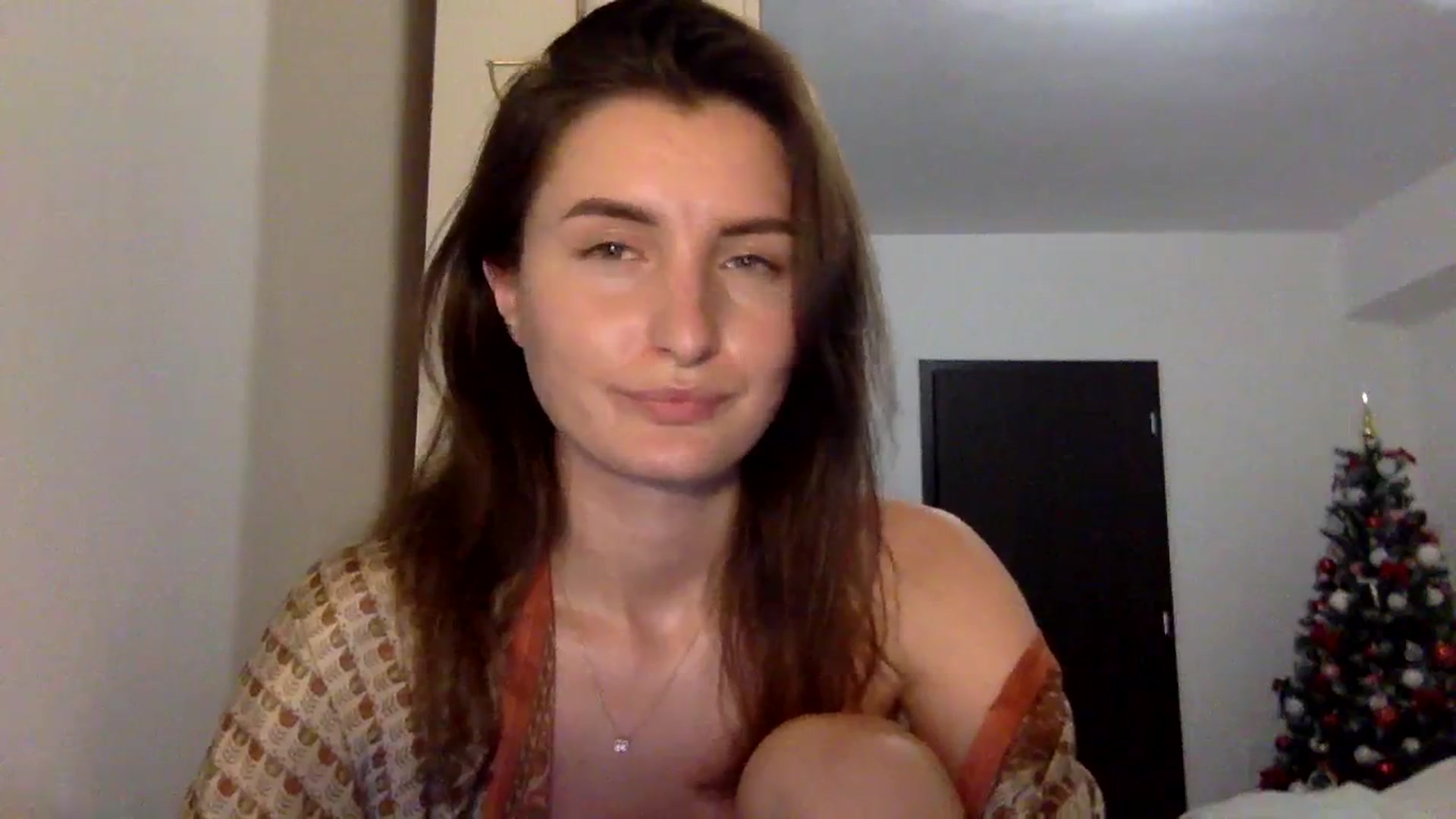 Gallery image thumbnail from EmilyRosier's myfreecams stream on, 12/16/2023, 22:03 image 11 of 20