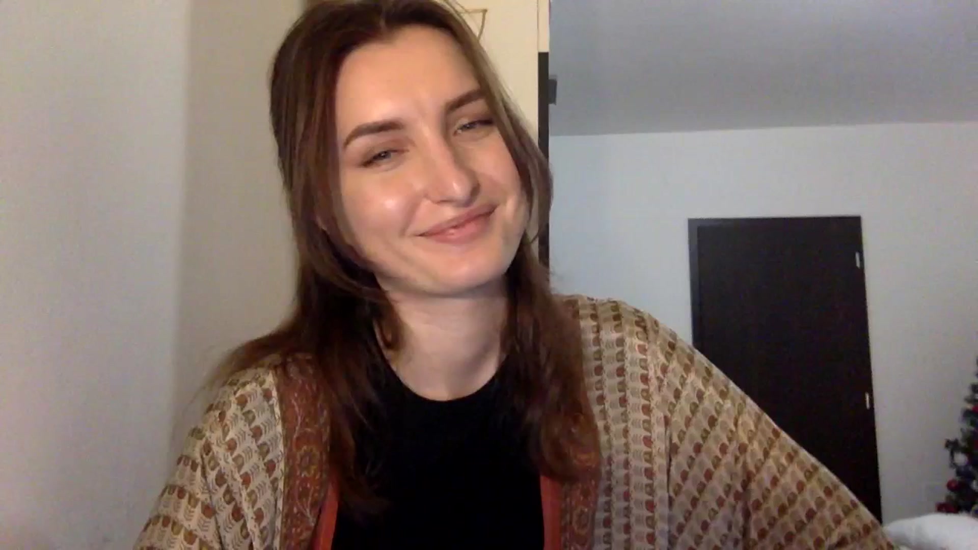 Gallery image thumbnail from EmilyRosier's myfreecams stream on, 12/19/2023, 21:09 image 1 of 20