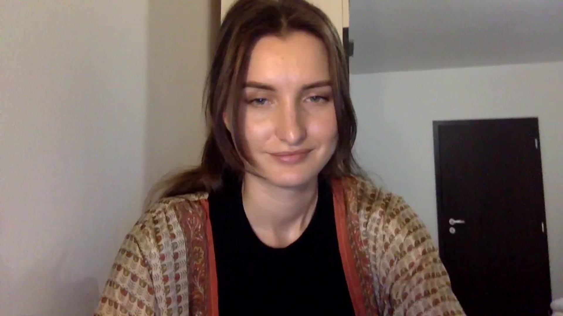 Gallery image thumbnail from EmilyRosier's myfreecams stream on, 12/19/2023, 21:47 image 17 of 20