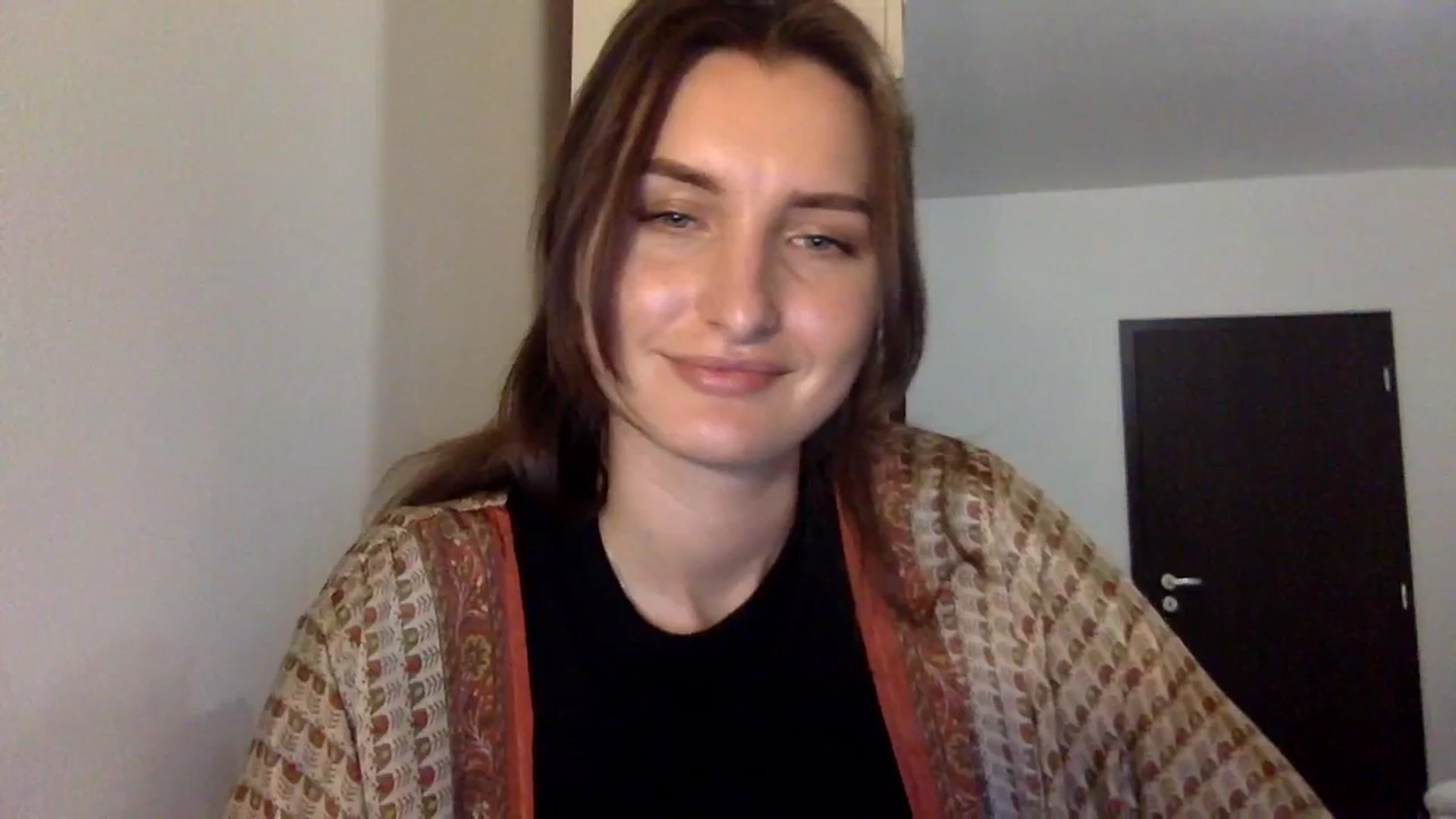 Gallery image thumbnail from EmilyRosier's myfreecams stream on, 12/19/2023, 21:47 image 18 of 20