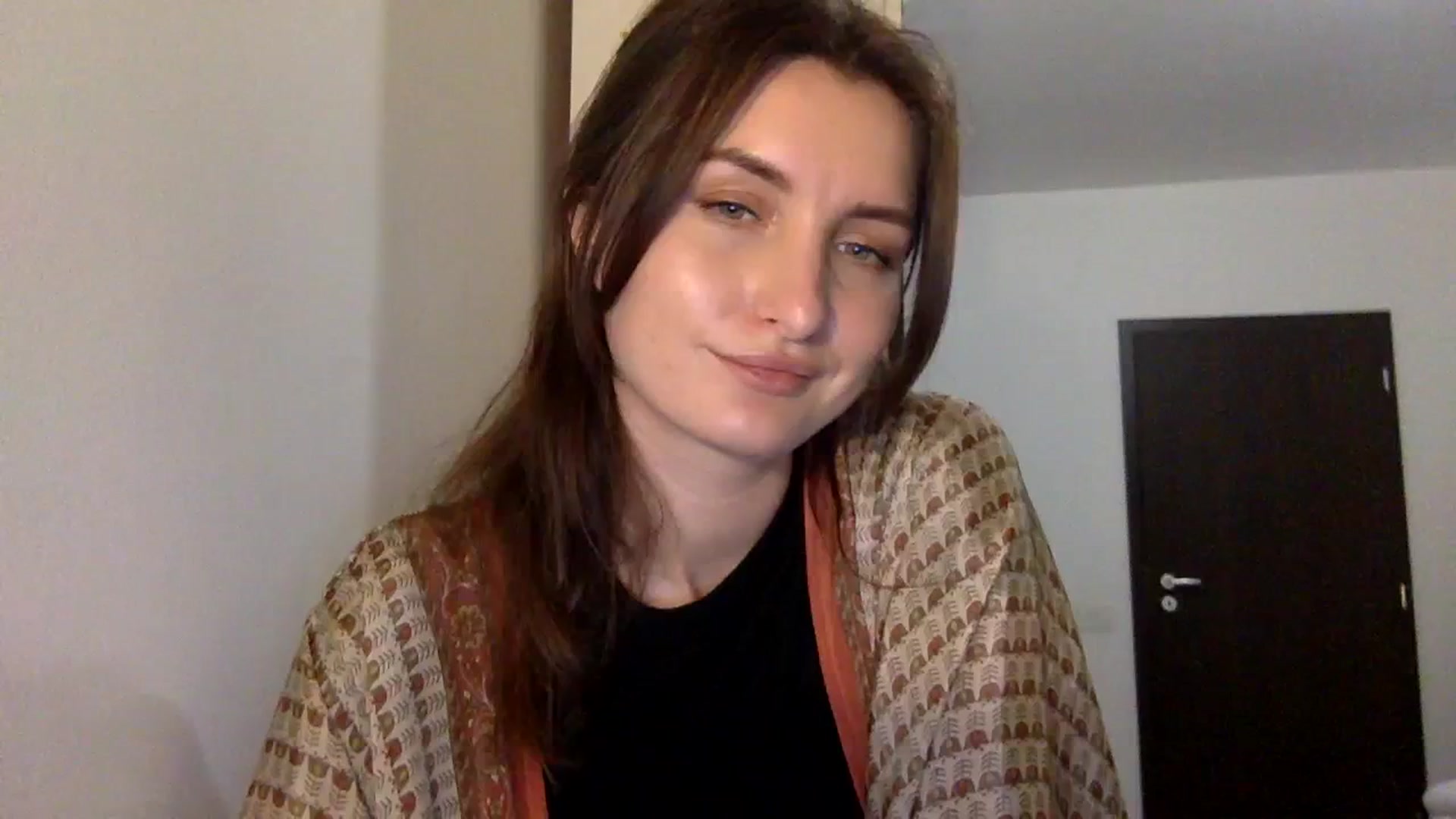 Gallery image thumbnail from EmilyRosier's myfreecams stream on, 12/19/2023, 21:47 image 1 of 20