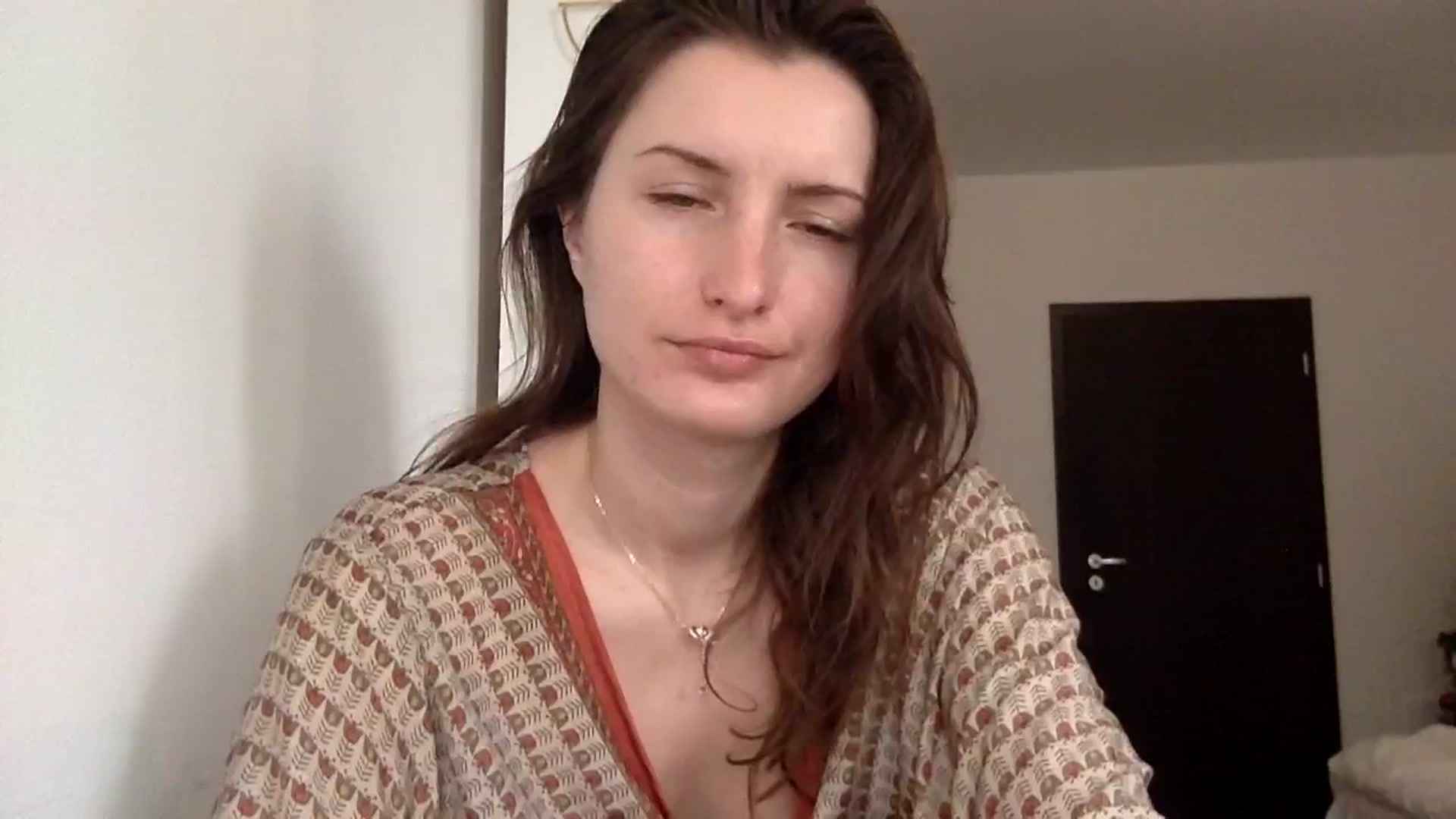 Gallery image thumbnail from EmilyRosier's myfreecams stream on, 01/18/2024, 10:58 image 1 of 20