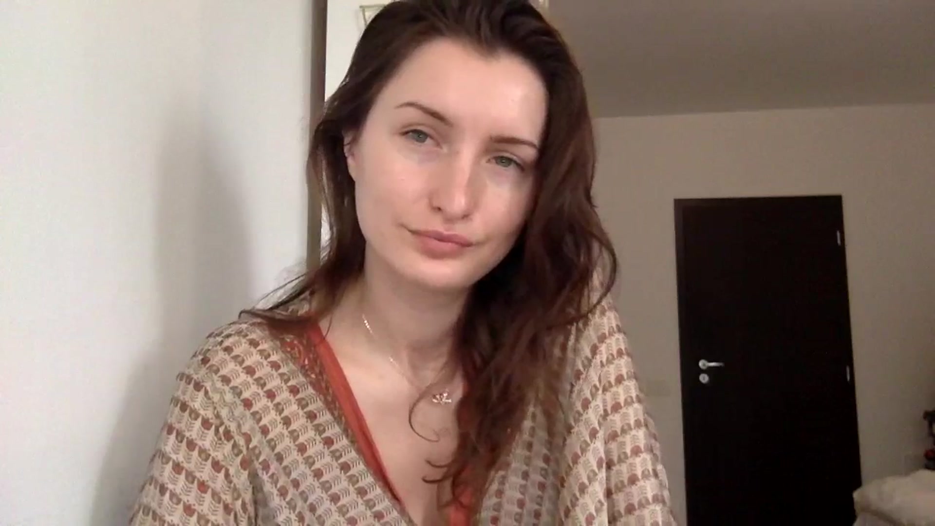 Gallery image thumbnail from EmilyRosier's myfreecams stream on, 01/18/2024, 10:58 image 2 of 20