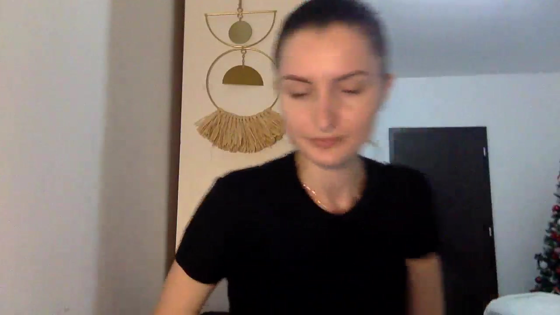 Gallery image thumbnail from EmilyRosier's myfreecams stream on, 02/26/2024, 19:18 image 7 of 20