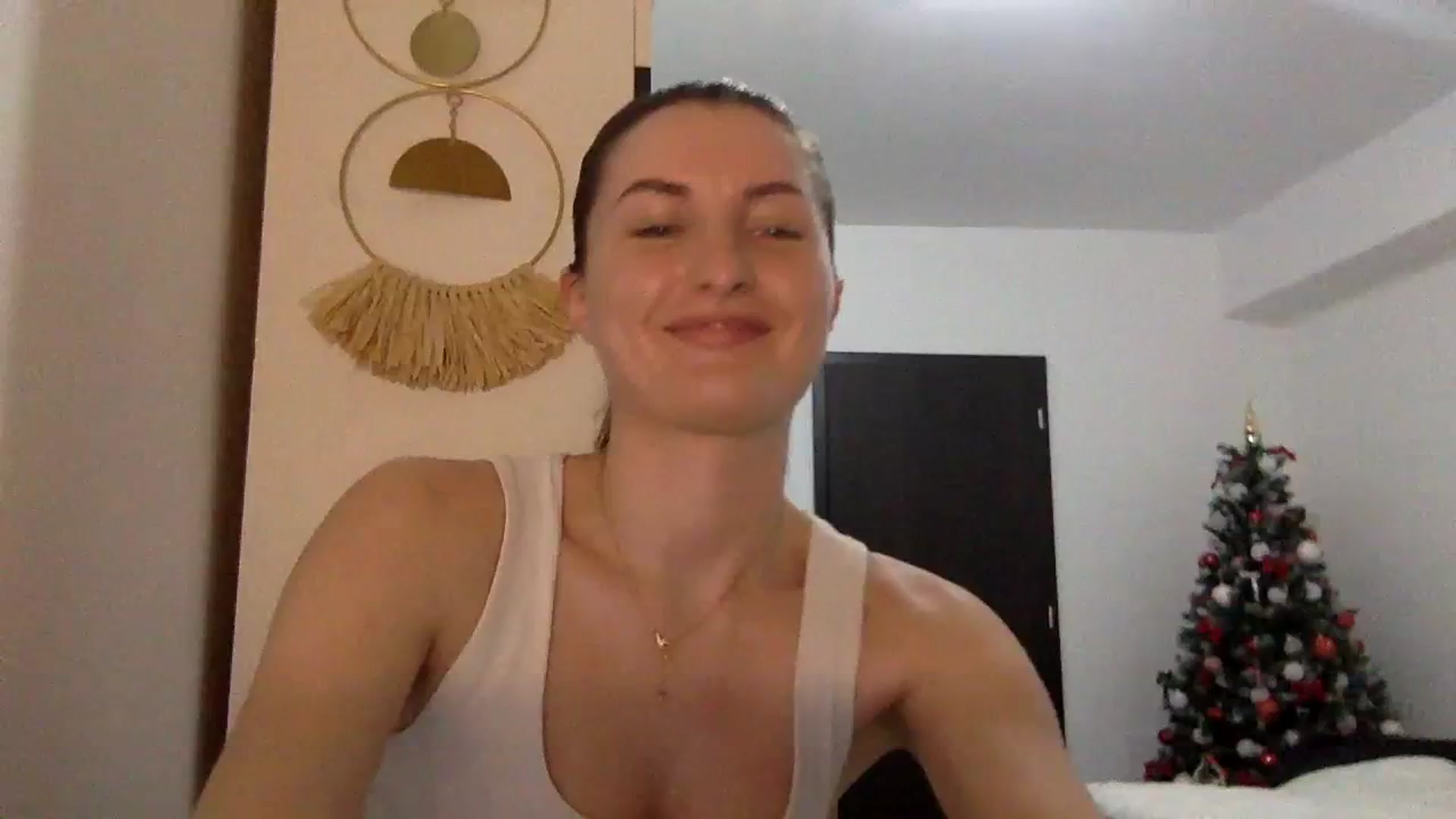 Gallery image thumbnail from EmilyRosier's myfreecams stream on, 03/12/2024, 20:59 image 8 of 20