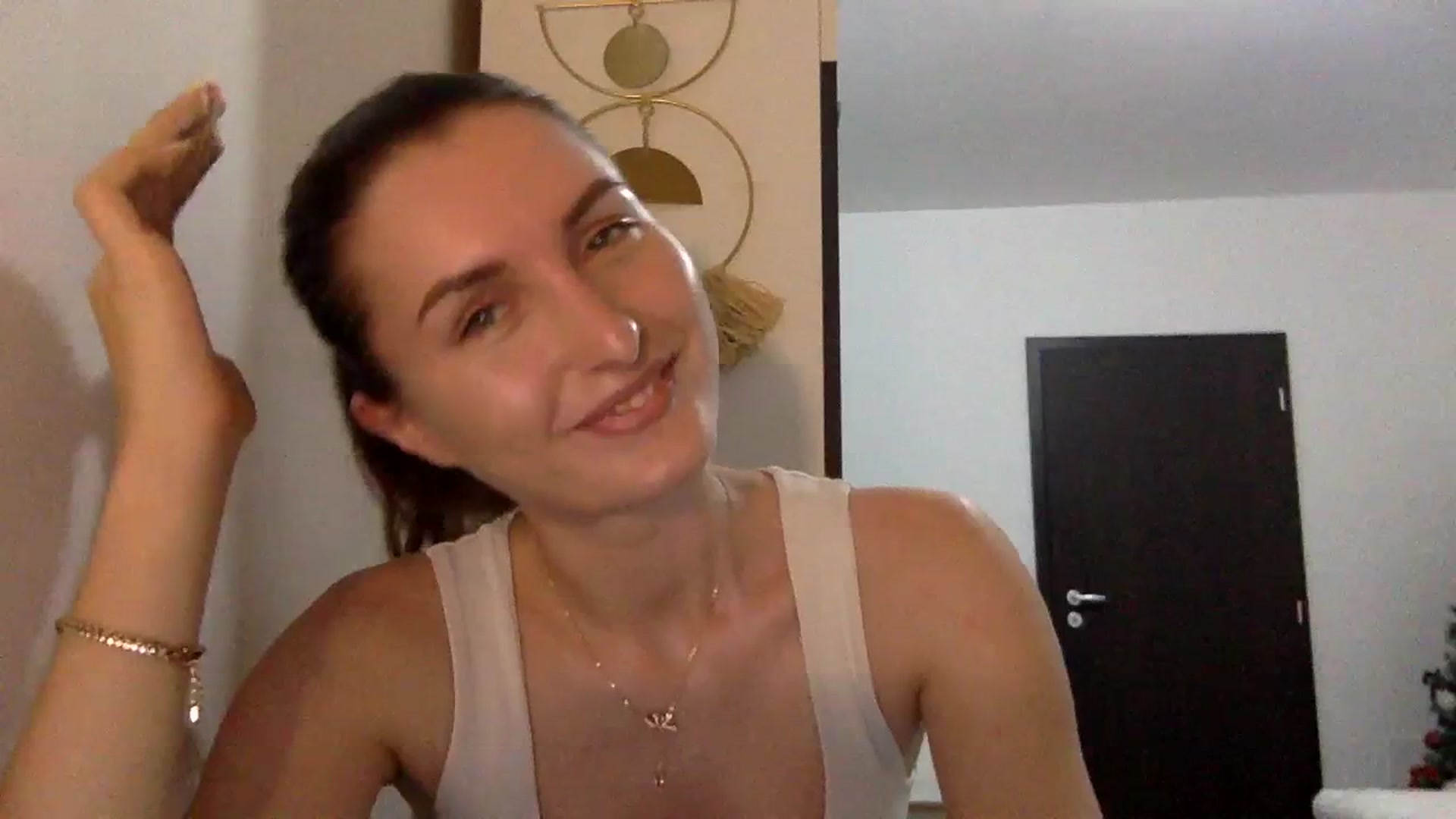 Gallery image thumbnail from EmilyRosier's myfreecams stream on, 03/12/2024, 20:59 image 7 of 20