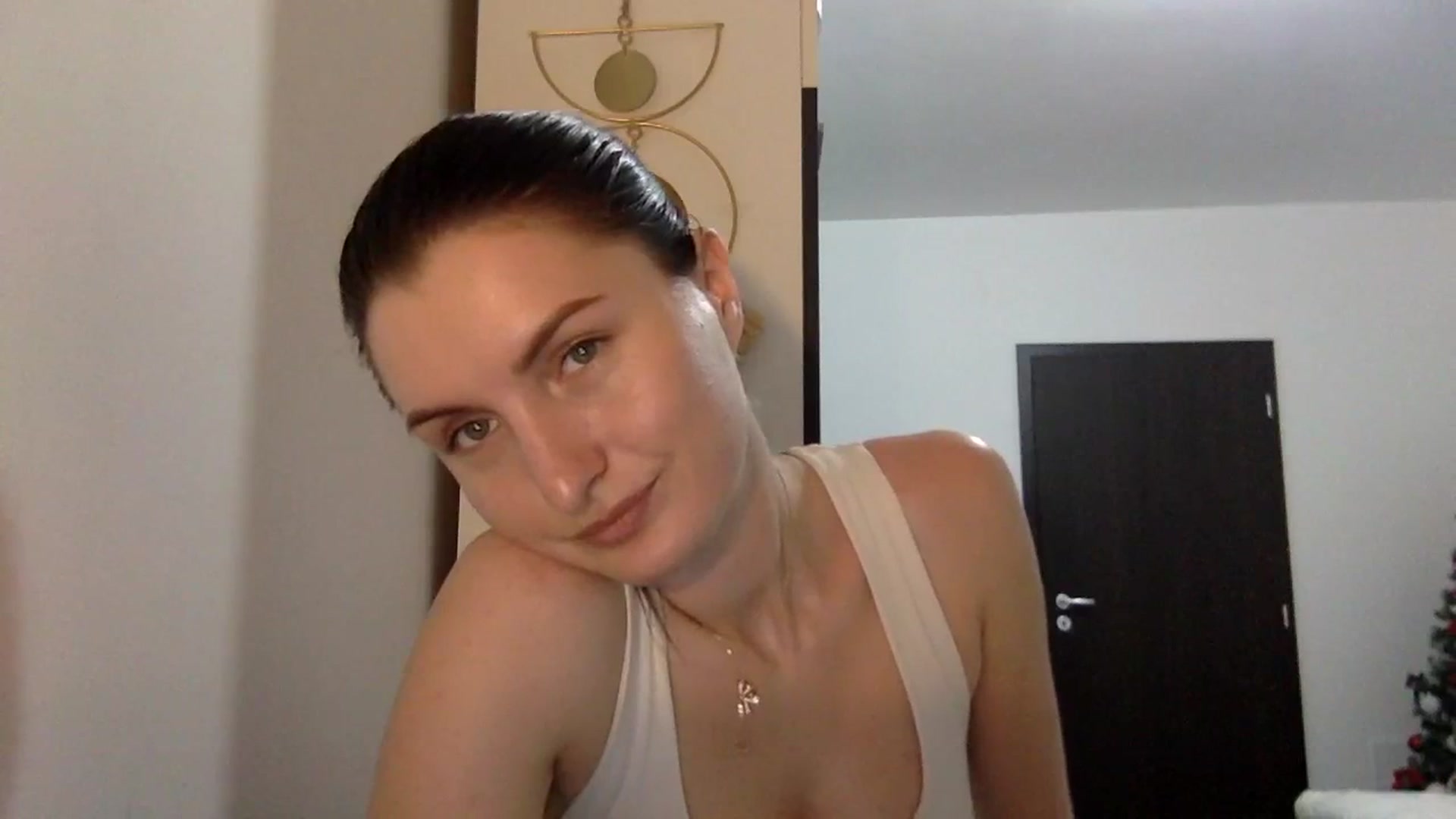 Gallery image thumbnail from EmilyRosier's myfreecams stream on, 03/12/2024, 20:59 image 20 of 20