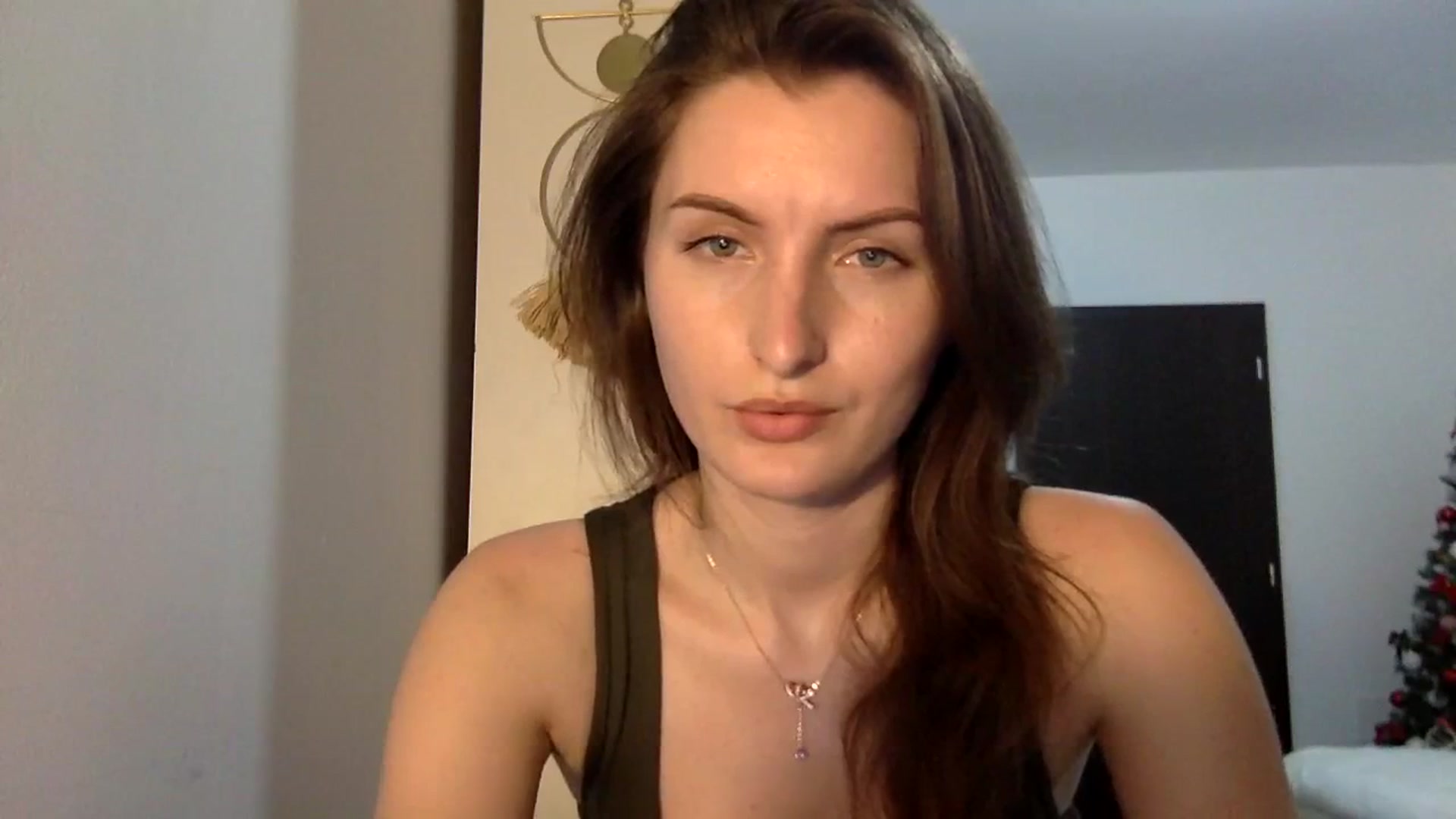 Gallery image thumbnail from EmilyRosier's myfreecams stream on, 03/27/2024, 22:40 image 9 of 20
