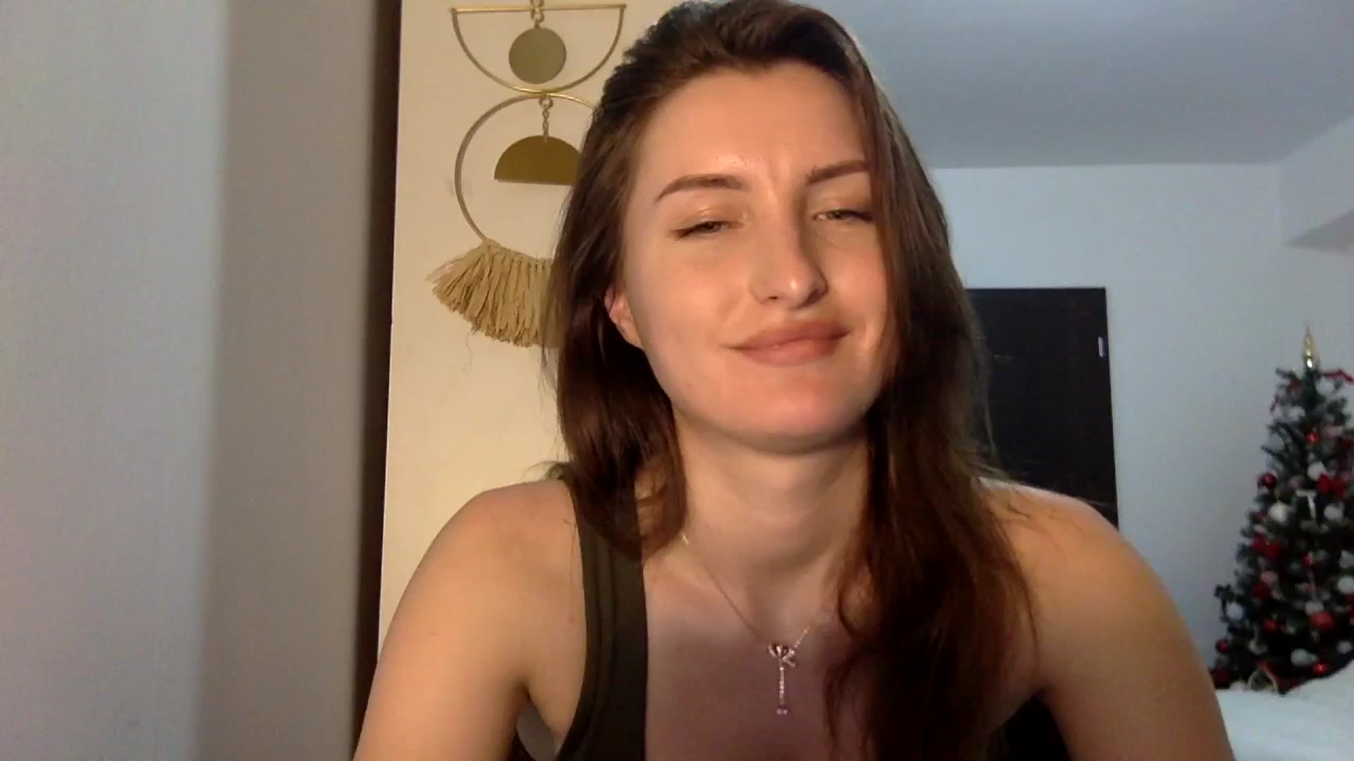 Gallery image thumbnail from EmilyRosier's myfreecams stream on, 03/27/2024, 22:40 image 19 of 20