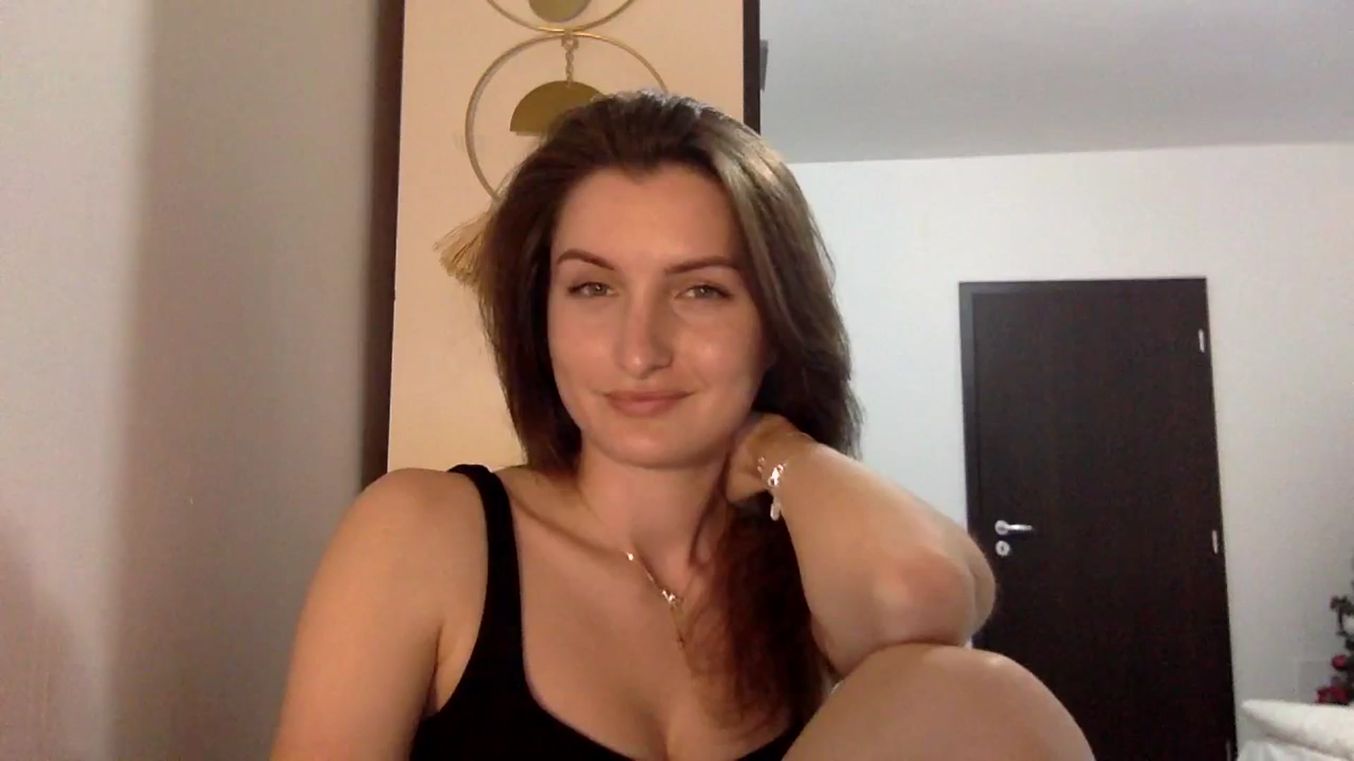 Gallery image thumbnail from EmilyRosier's myfreecams stream on, 03/30/2024, 21:32 image 19 of 20