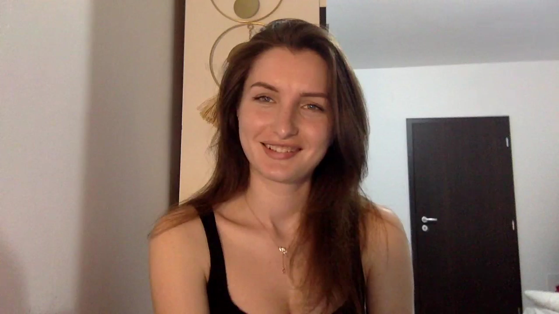 Gallery image thumbnail from EmilyRosier's myfreecams stream on, 03/30/2024, 21:32 image 4 of 20