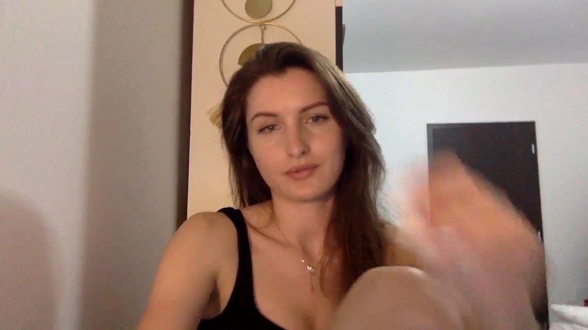 Gallery image thumbnail from EmilyRosier's myfreecams stream on, 03/30/2024, 21:32 image 7 of 20