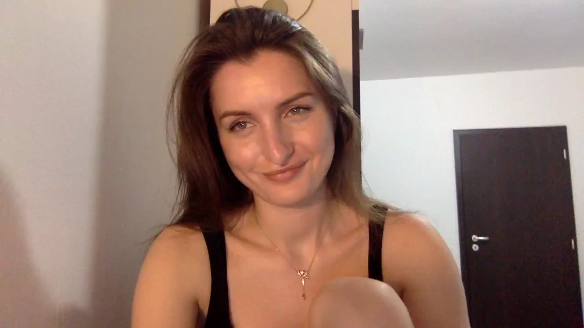 Gallery image thumbnail from EmilyRosier's myfreecams stream on, 03/30/2024, 22:48 image 16 of 20