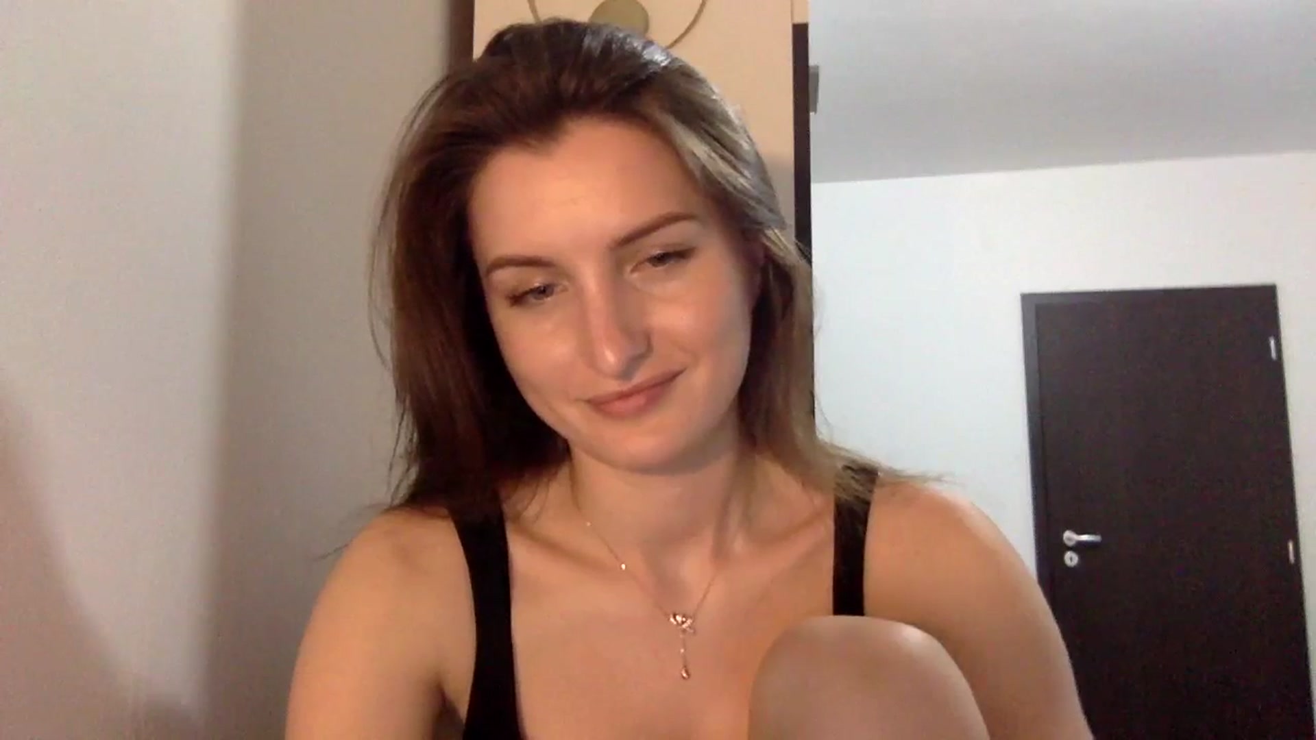 Gallery image thumbnail from EmilyRosier's myfreecams stream on, 03/30/2024, 22:48 image 15 of 20